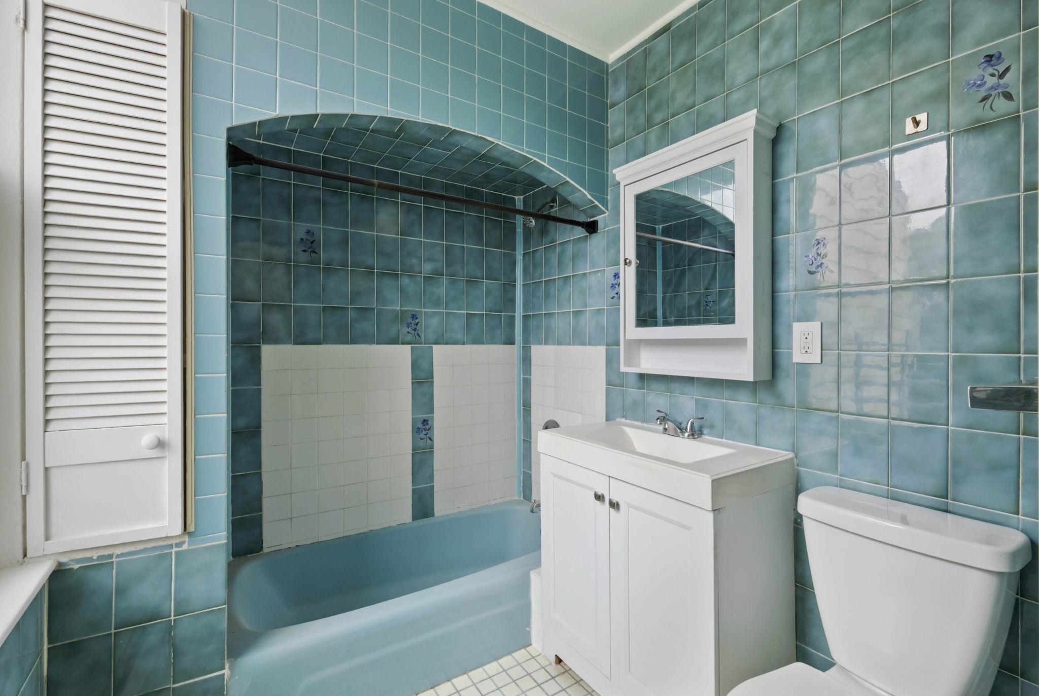 3805 PALISADE AVE Unit: 3