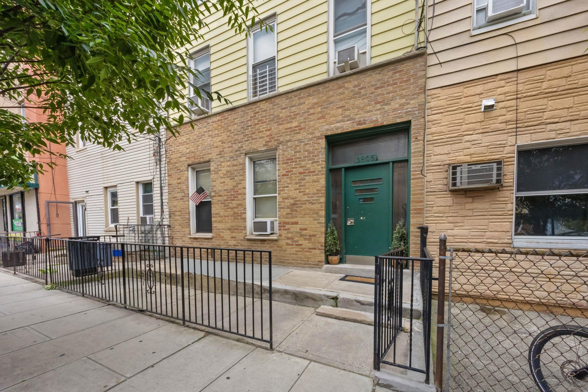 3805 PALISADE AVE Unit: 3