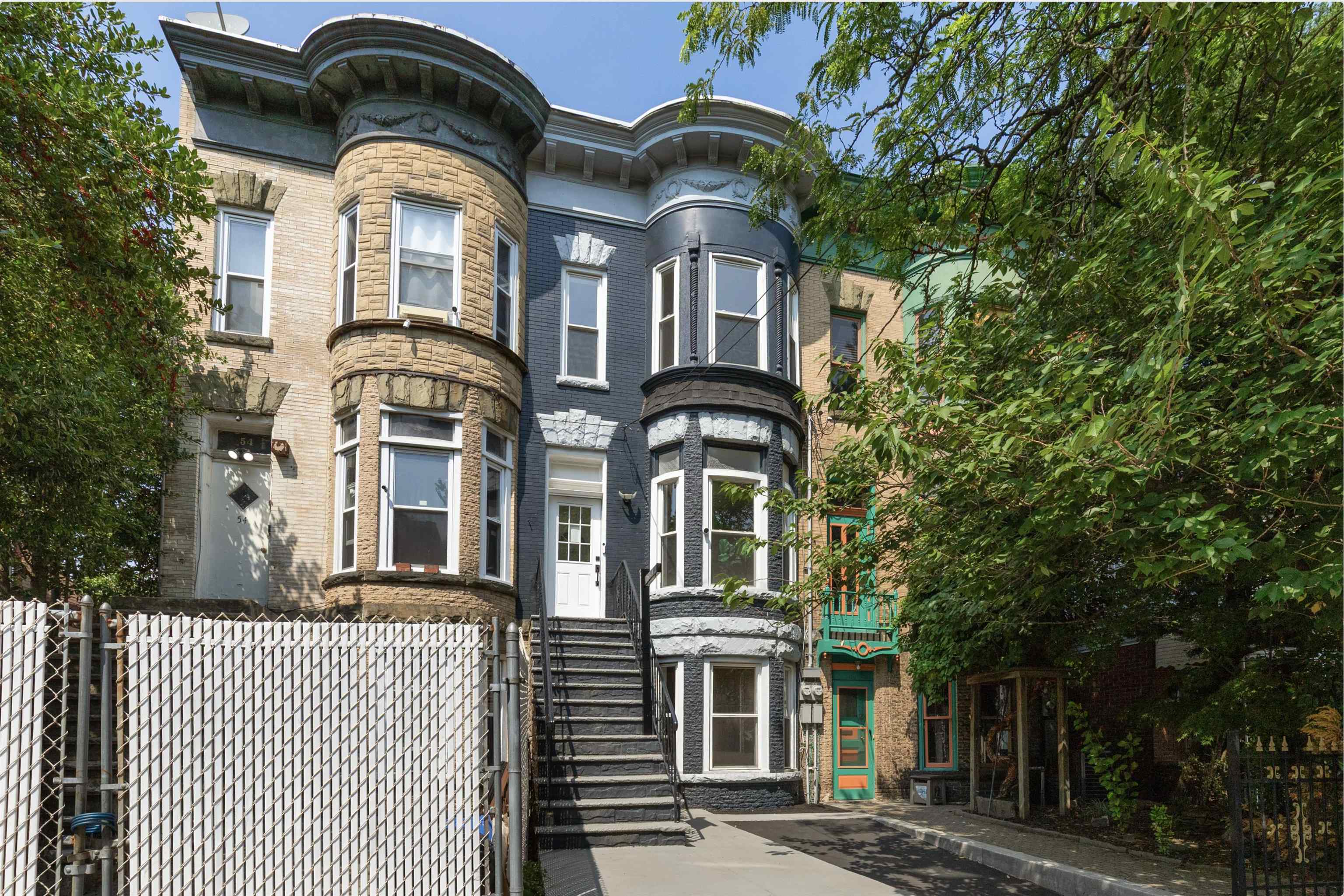 52 BRINKERHOFF ST