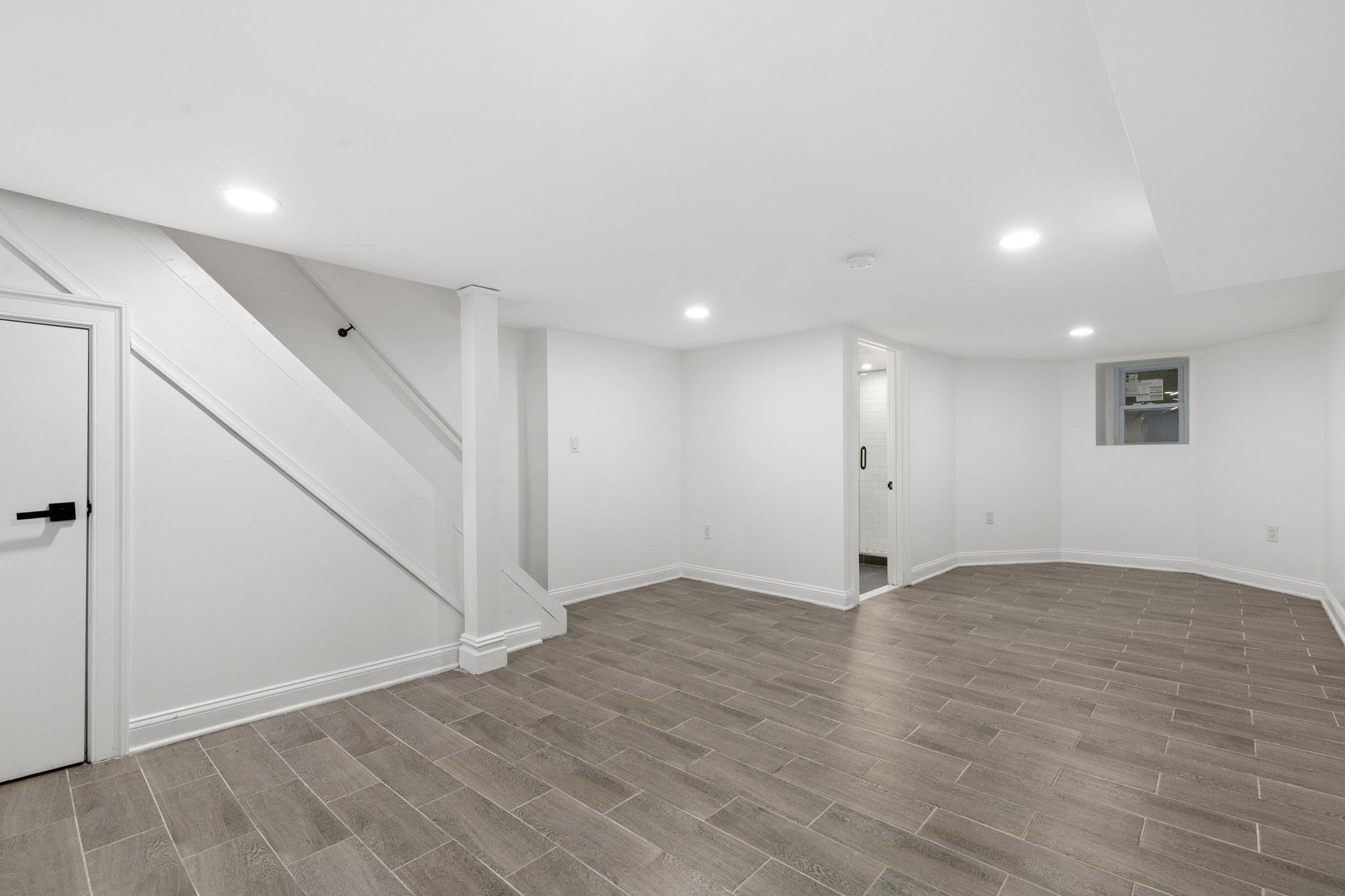 52 BRINKERHOFF ST
