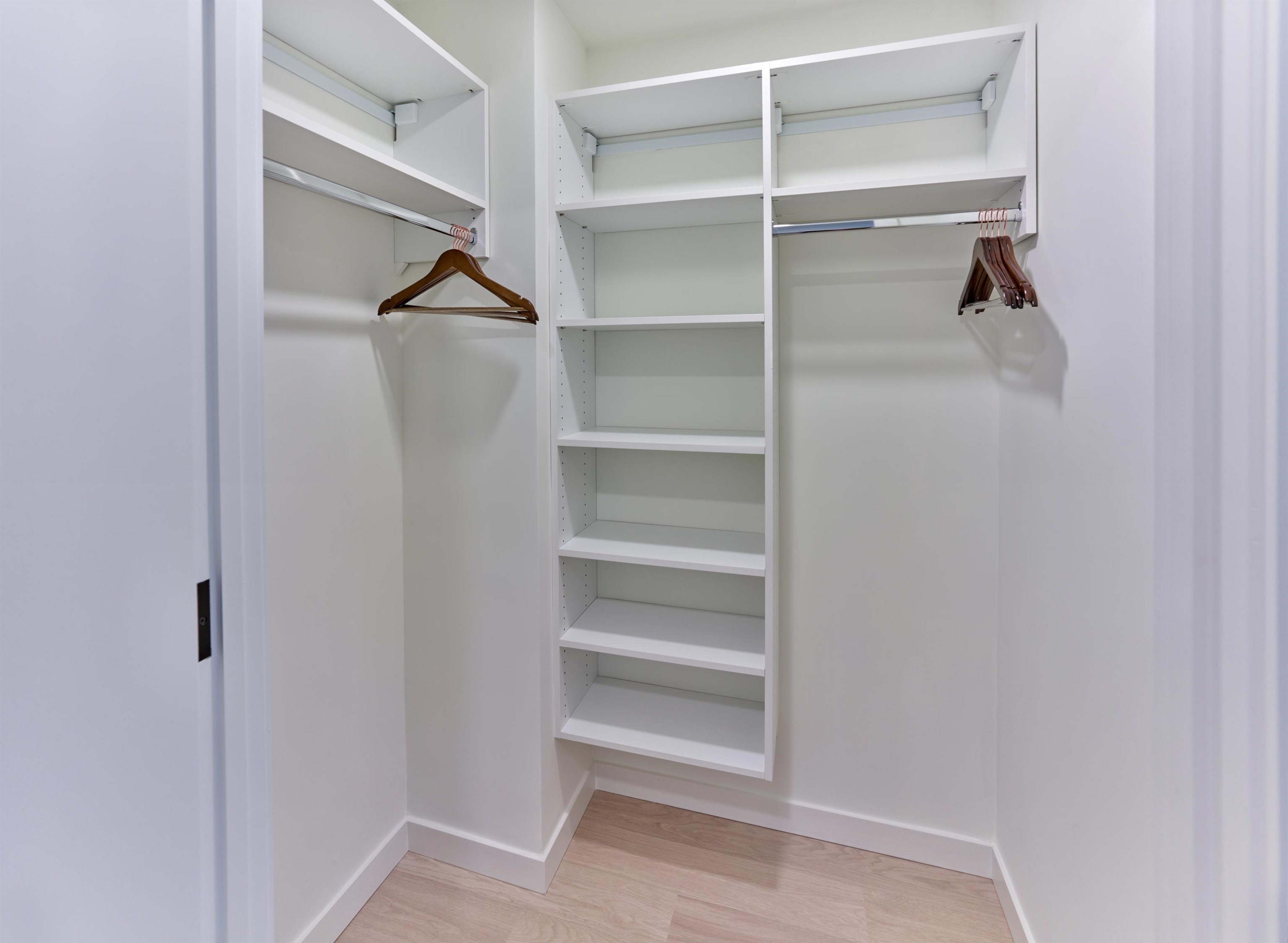 189 PHILLIP ST Unit: E1209