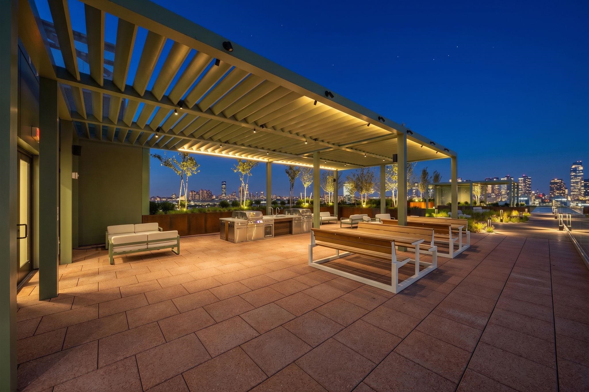 189 PHILLIP ST Unit: E1209