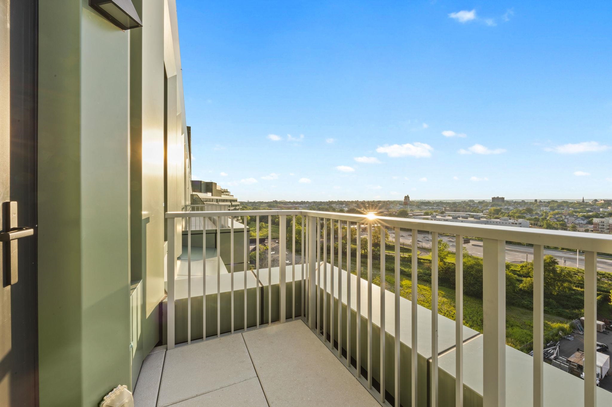 189 PHILLIP ST Unit: E1209