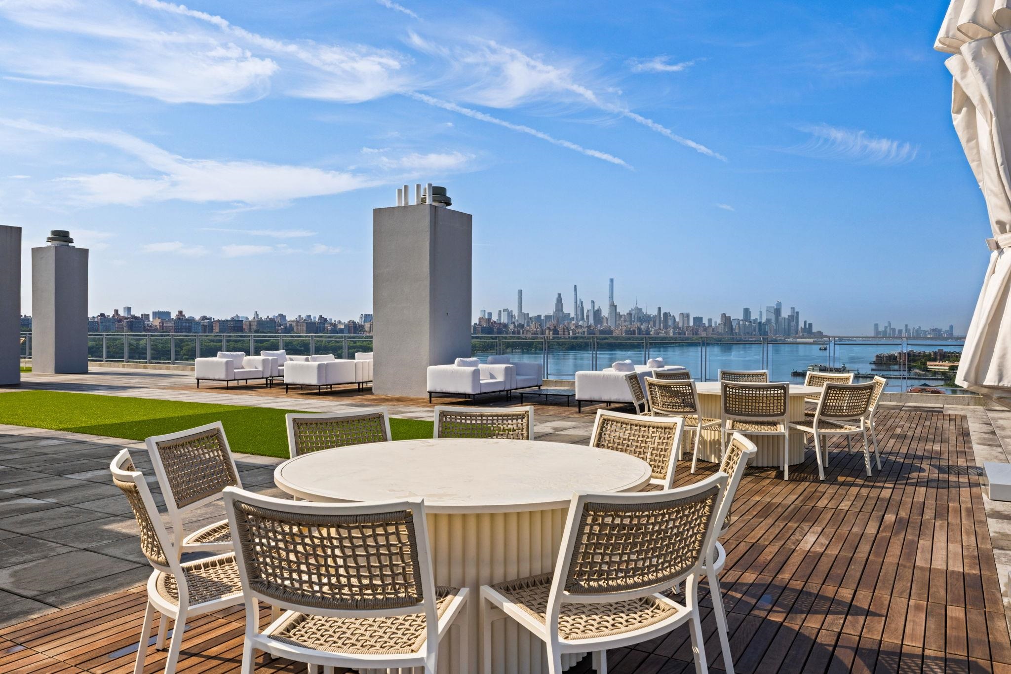 1000 PORTSIDE DR Unit: PH
