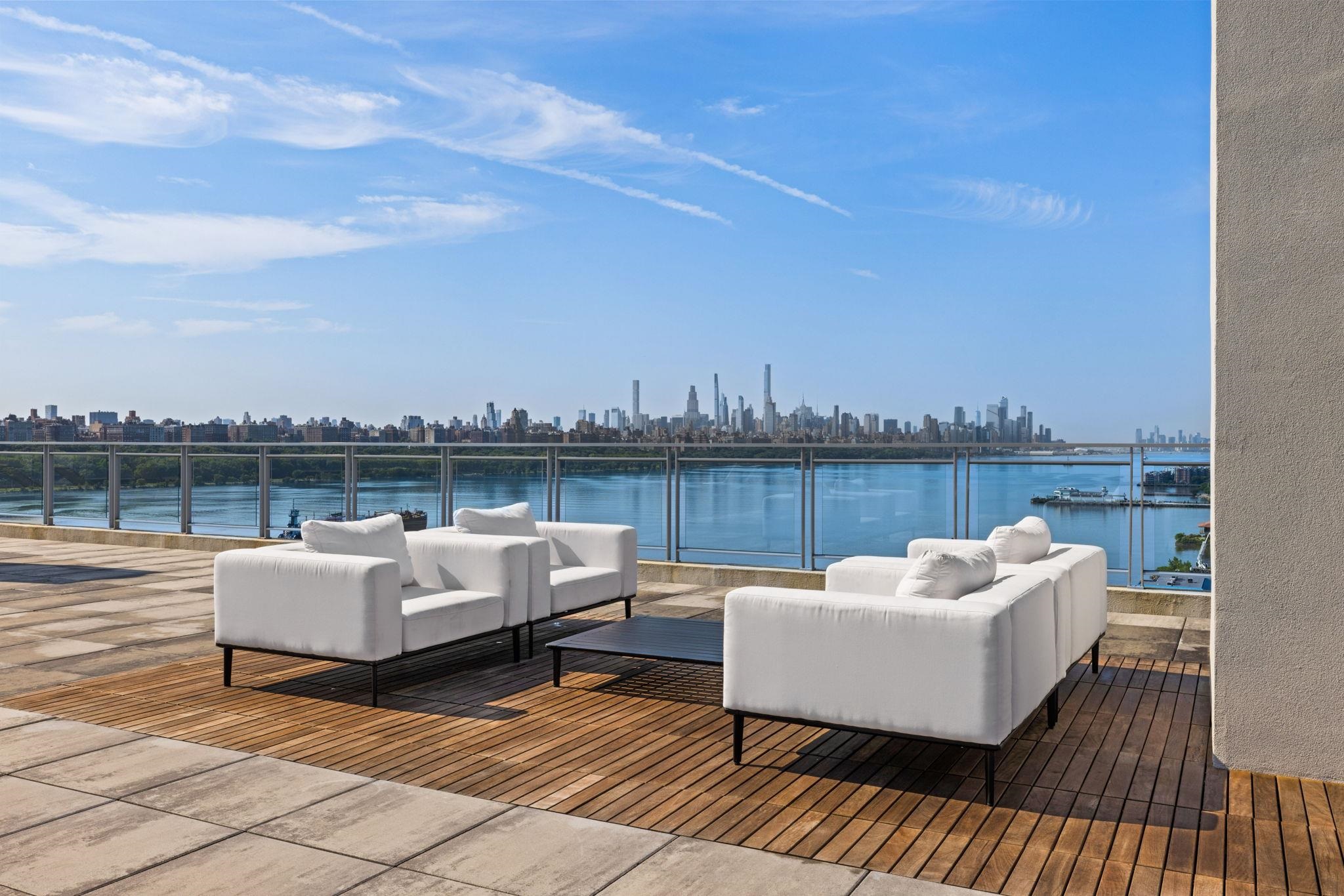 1000 PORTSIDE DR Unit: PH
