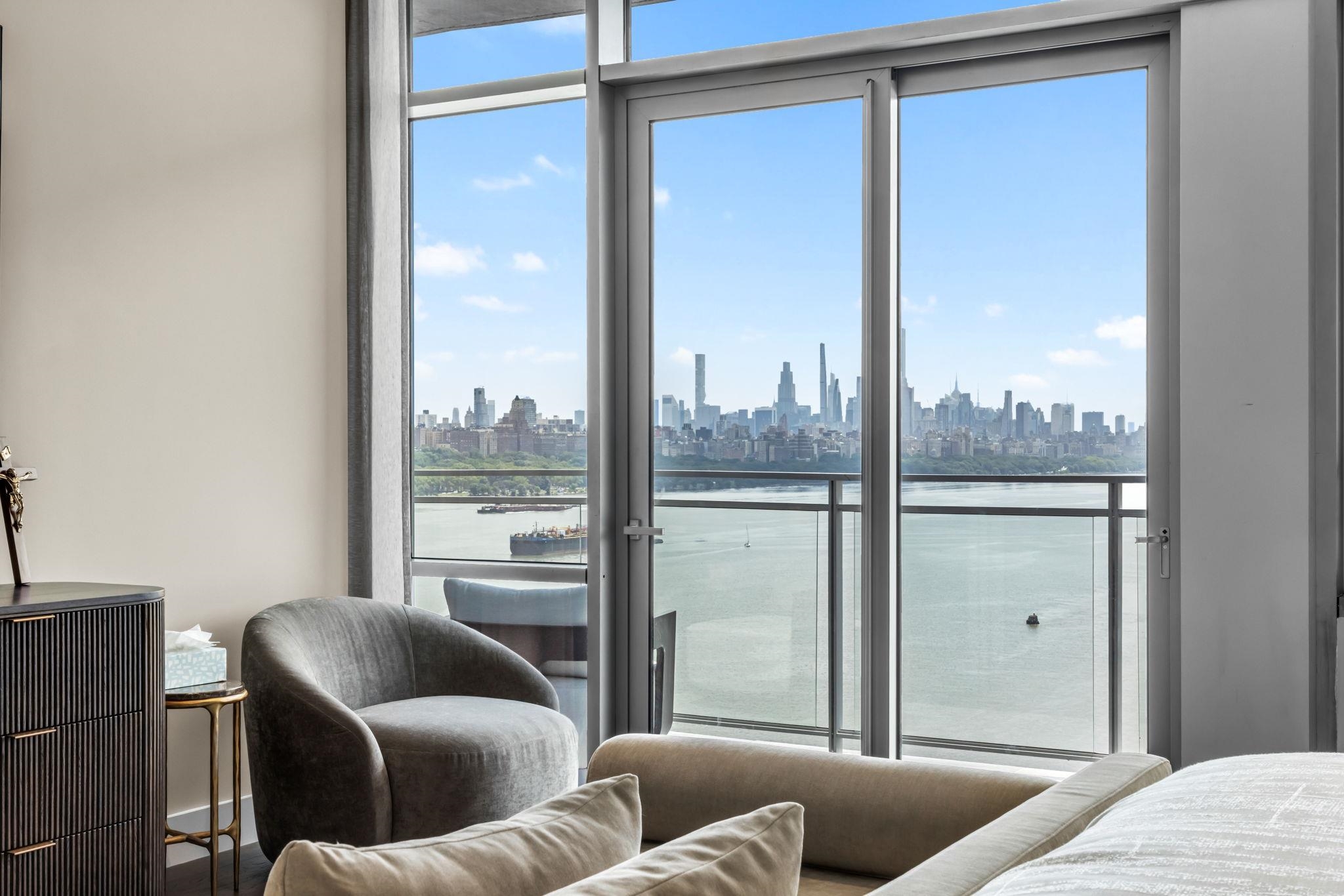 1000 PORTSIDE DR Unit: PH