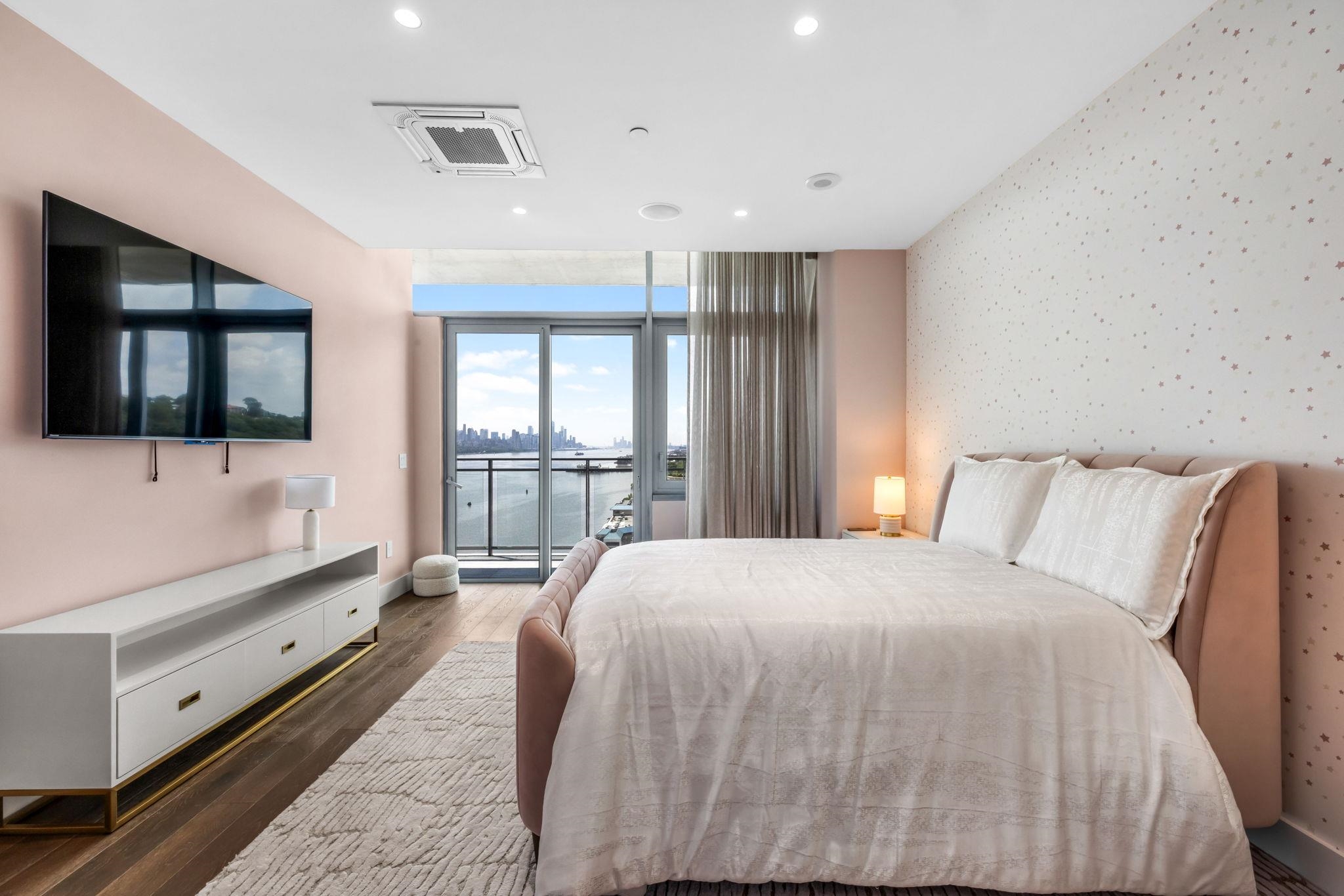 1000 PORTSIDE DR Unit: PH