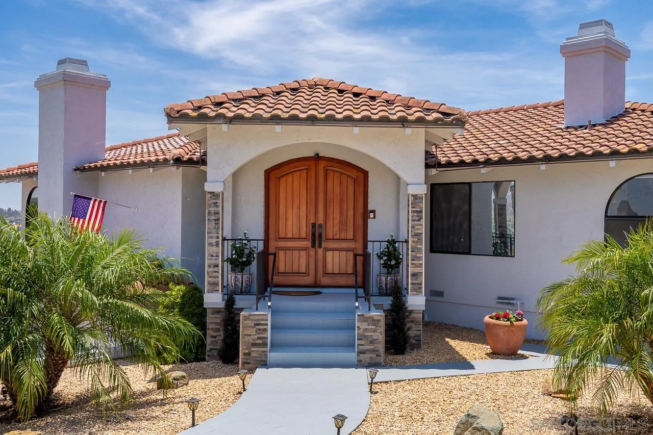 7087 Rancho Santa Fe View Ct.