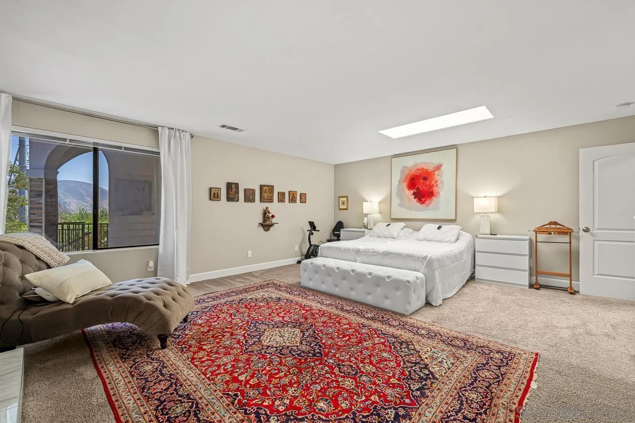 7087 Rancho Santa Fe View Ct.