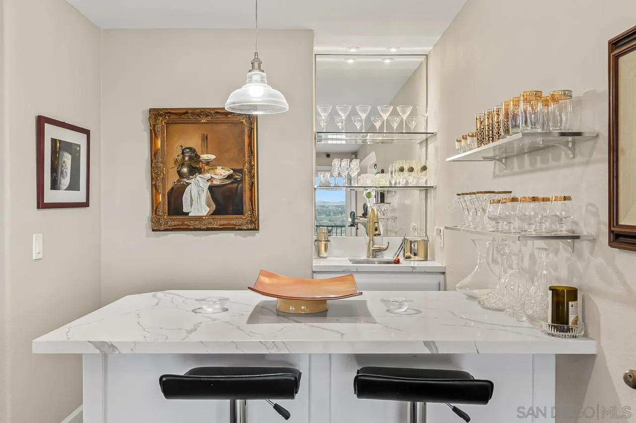 7087 Rancho Santa Fe View Ct.