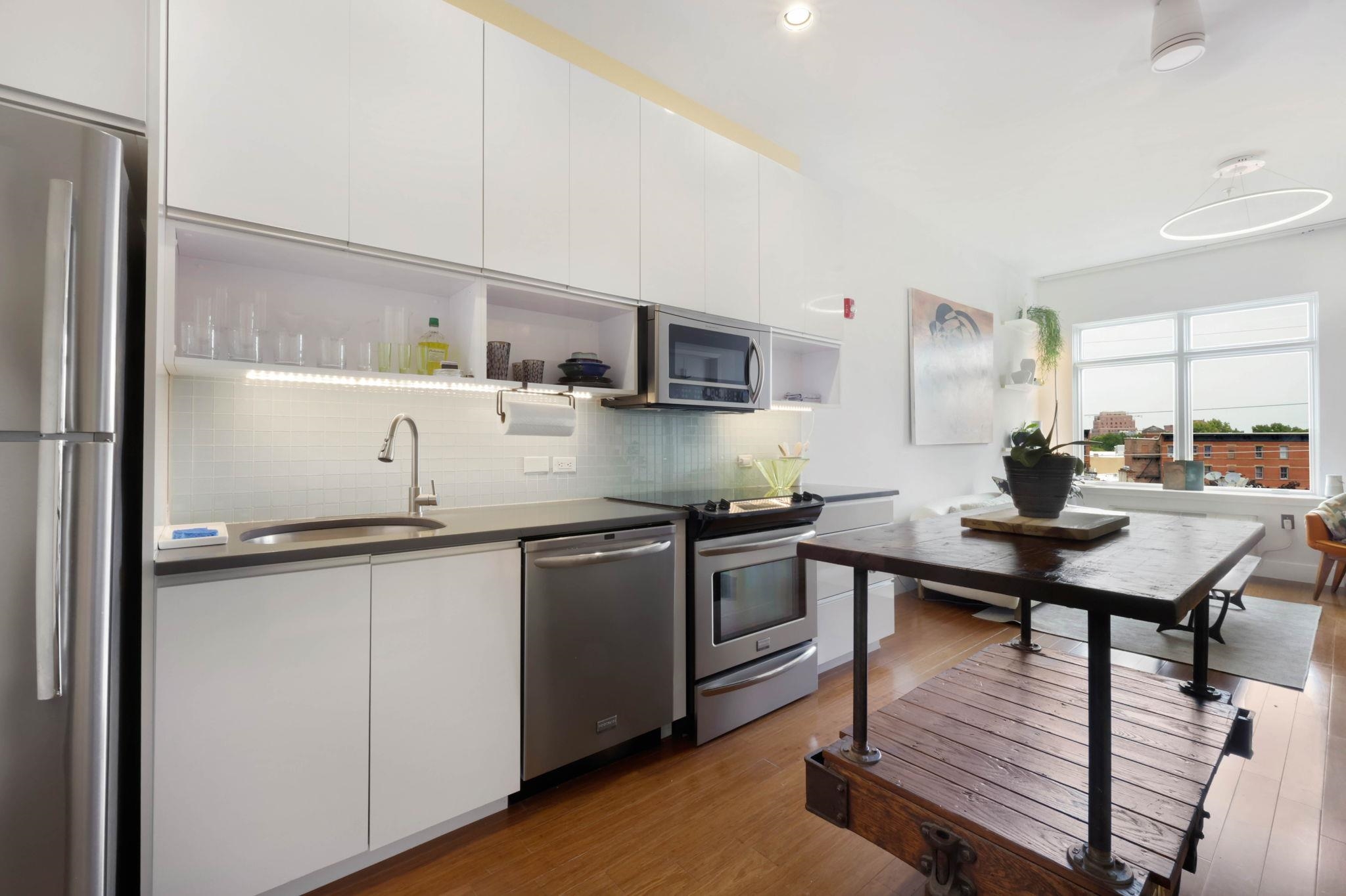 217 NEWARK AVE Unit: 508
