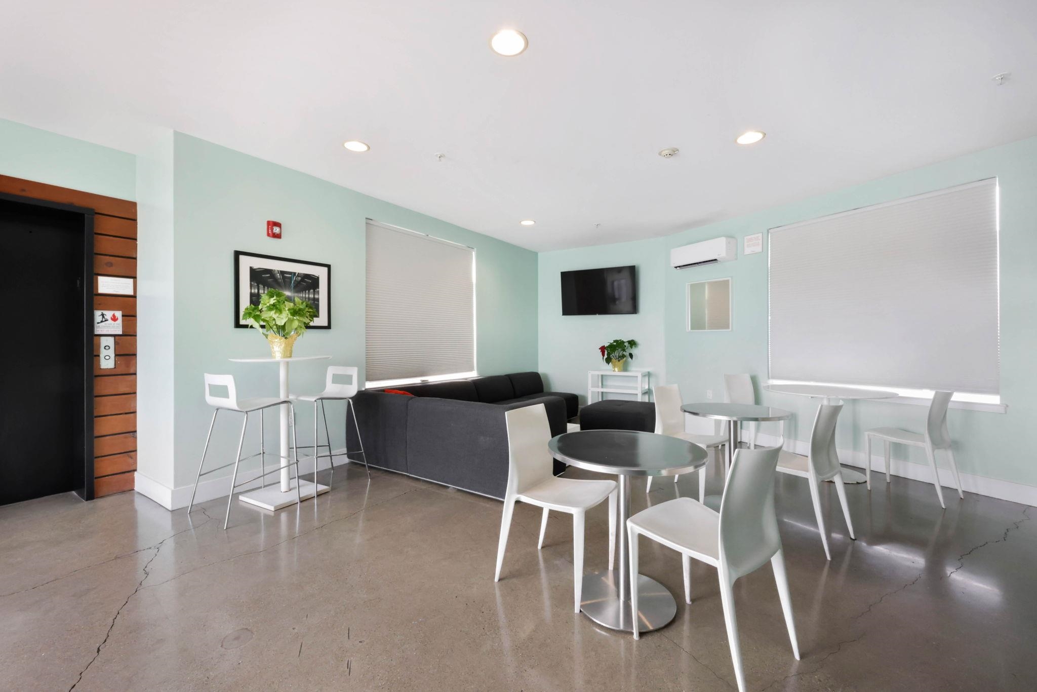 217 NEWARK AVE Unit: 508