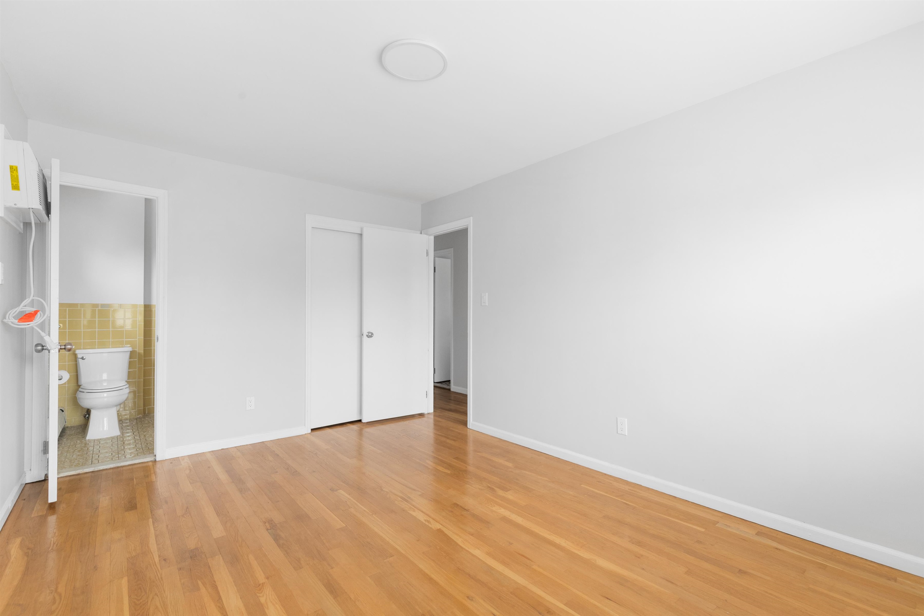 226 WEBSTER AVE Unit: 2