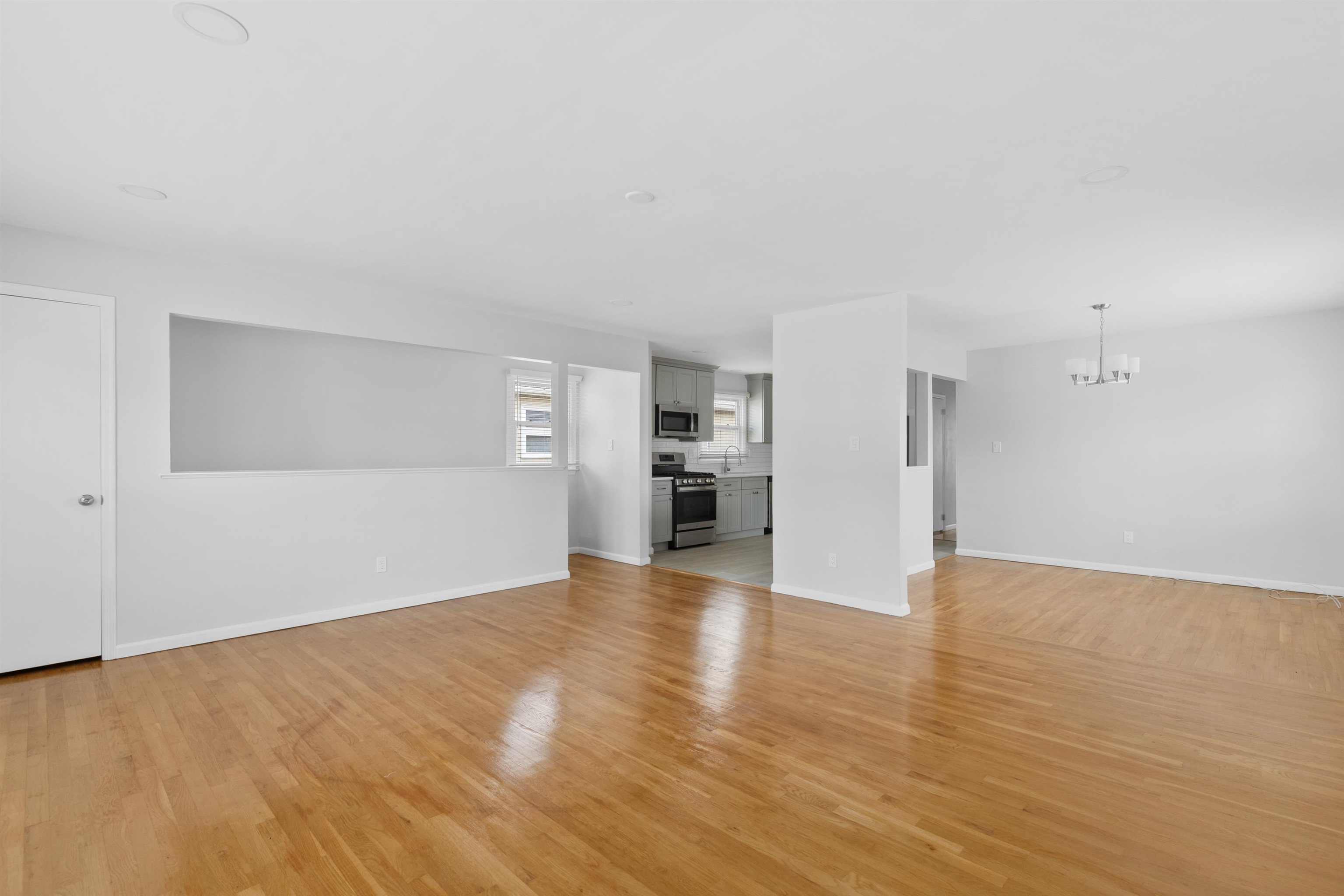 226 WEBSTER AVE Unit: 2