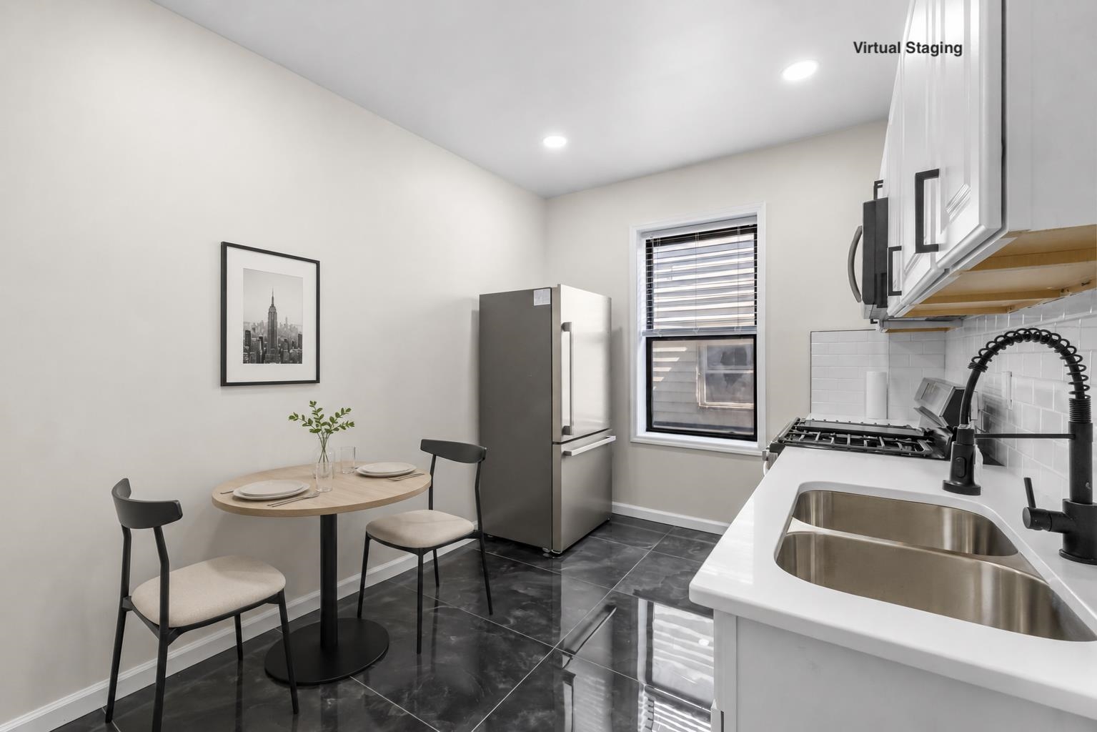 81 ROMAINE AVE Unit: 4 (202)