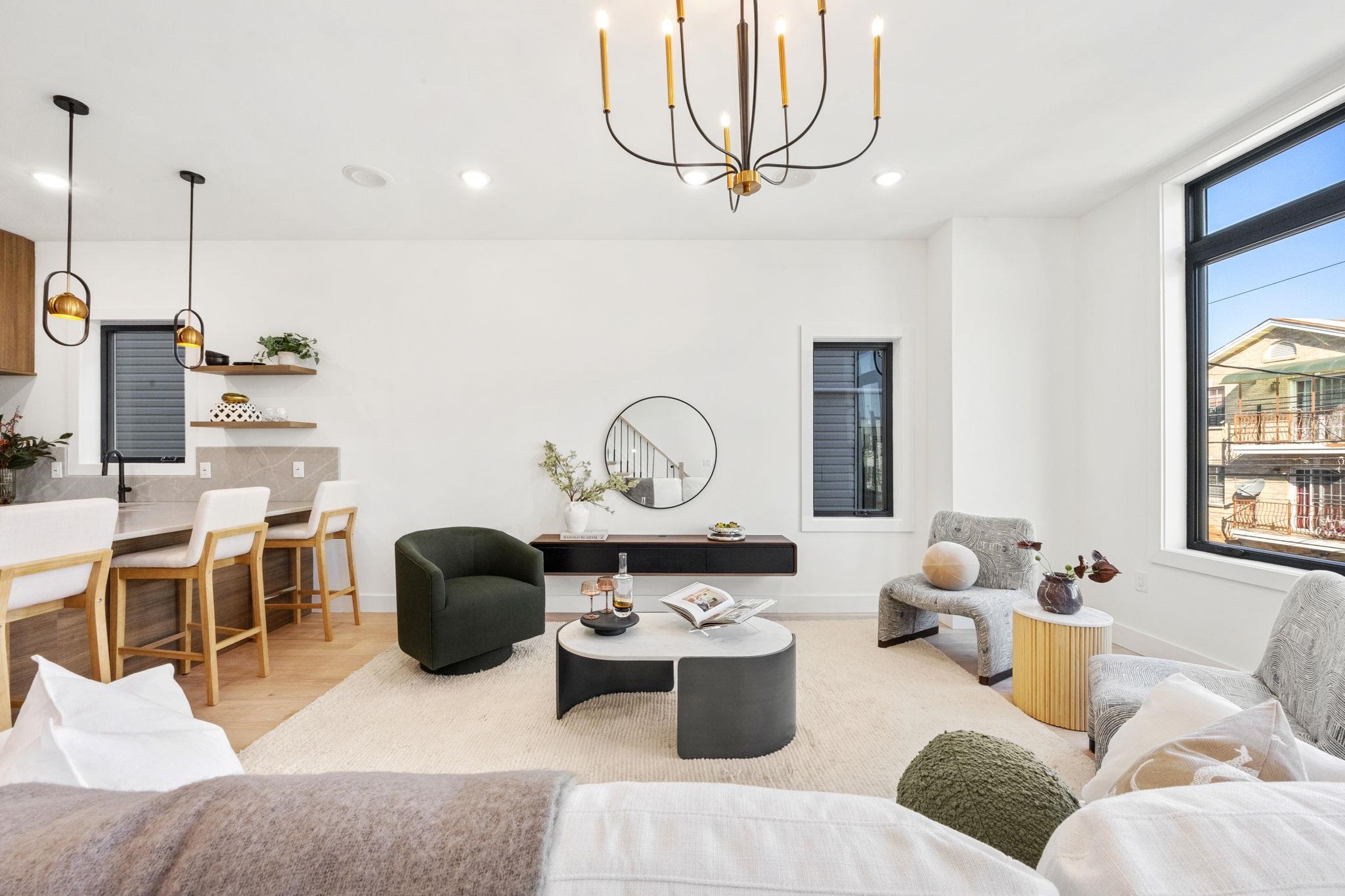 33 GRAHAM ST Unit: 1