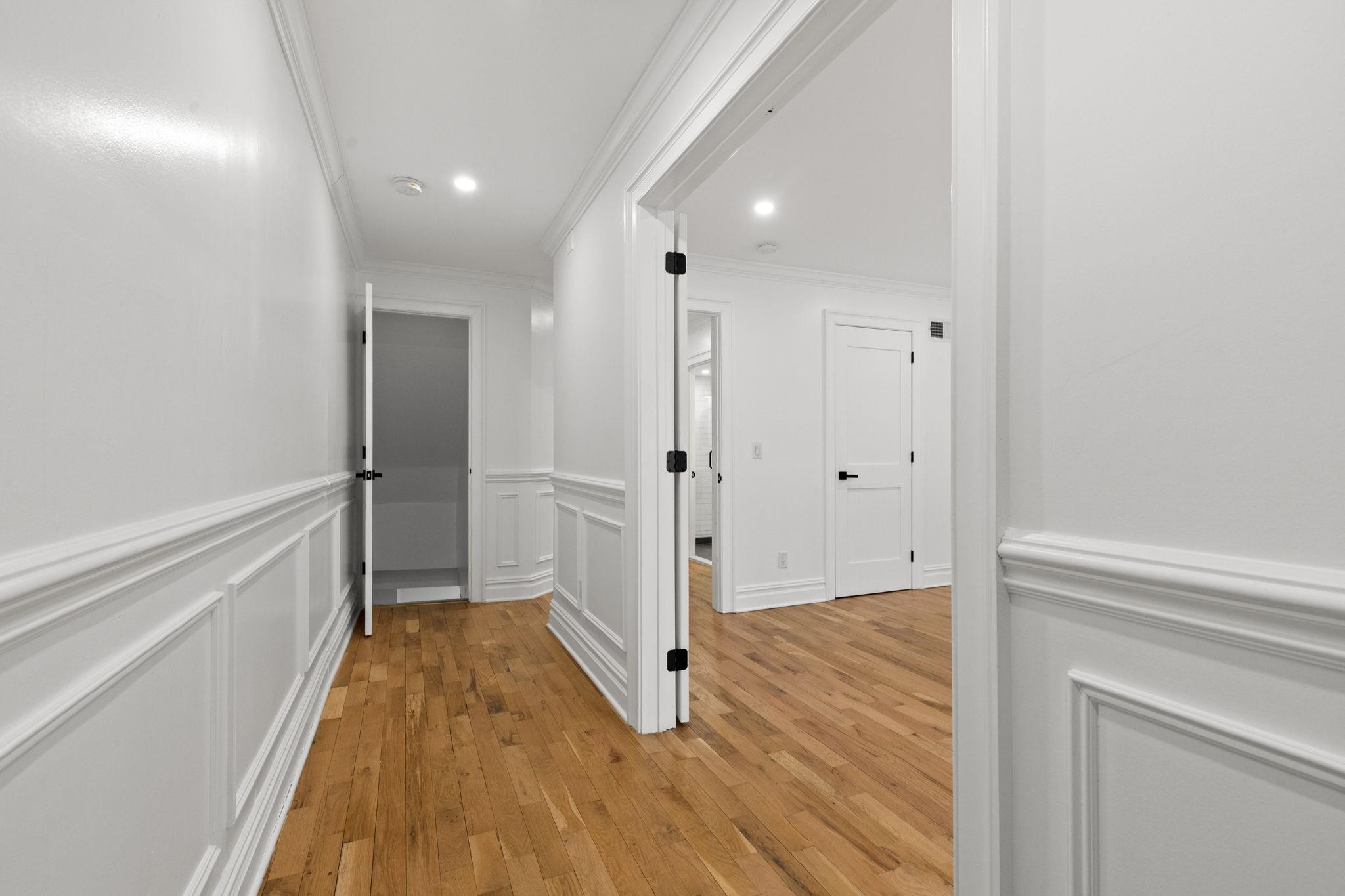 52 BRINKERHOFF ST