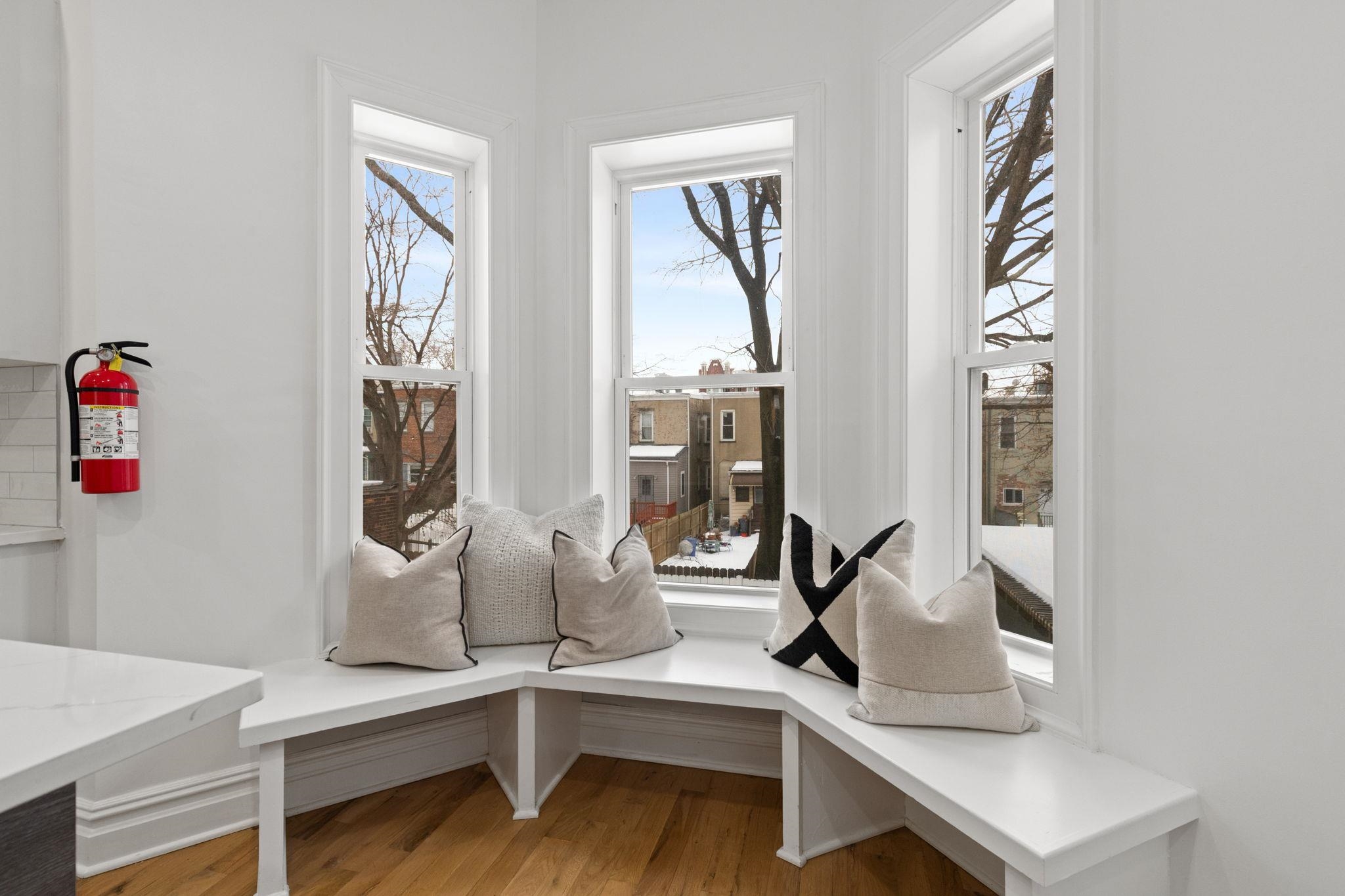 52 BRINKERHOFF ST