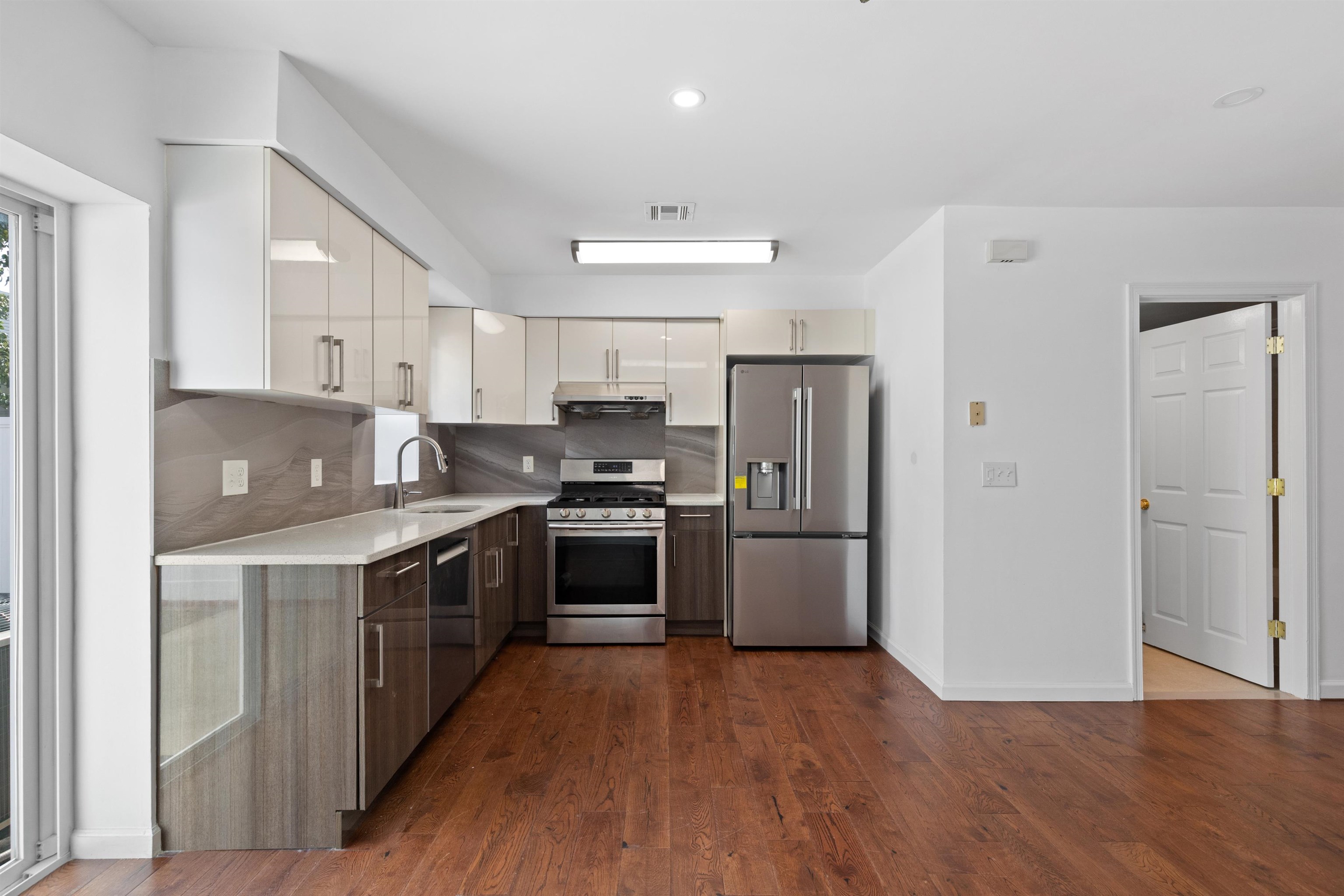 720 23RD ST Unit: 1