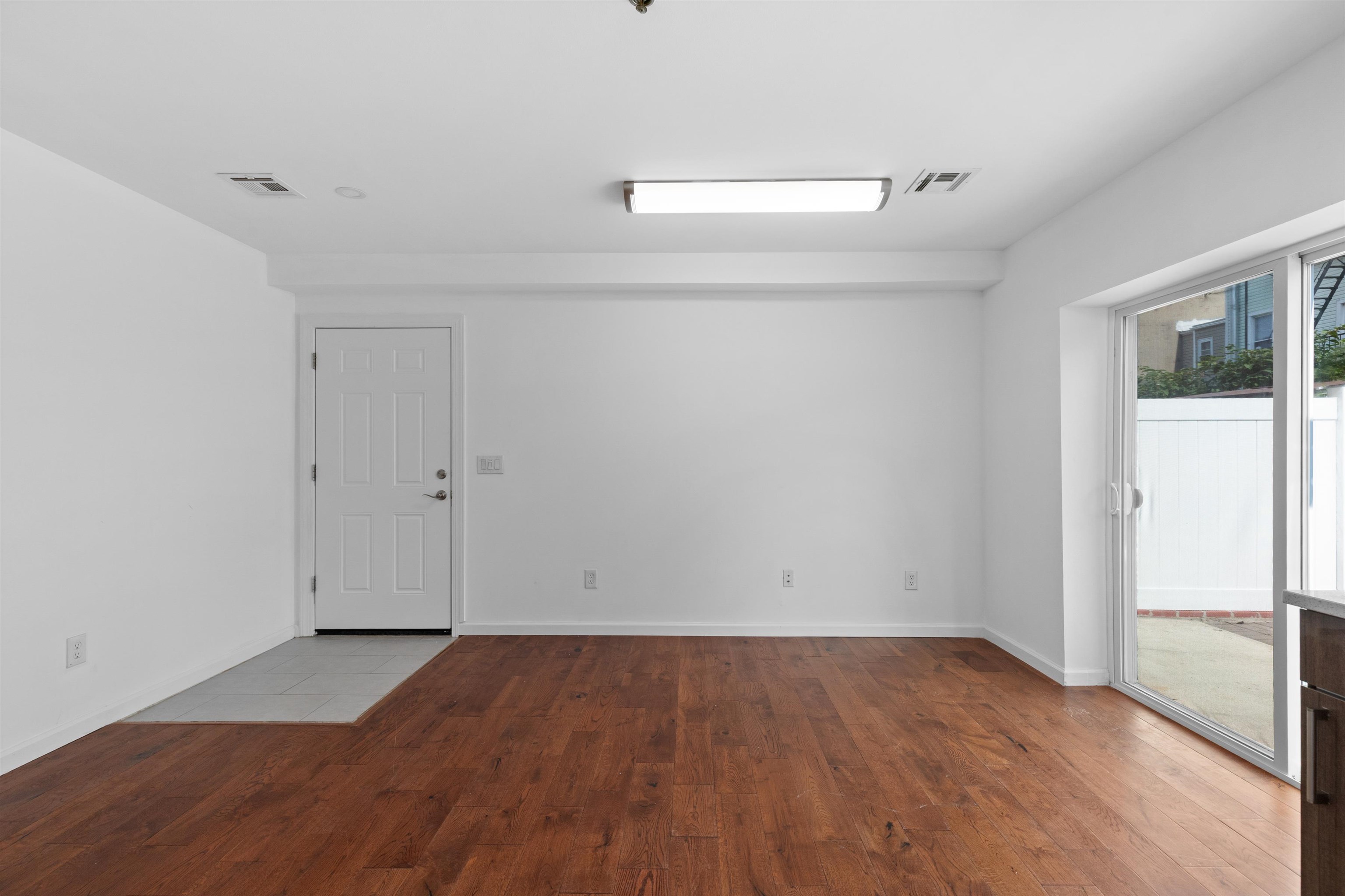 720 23RD ST Unit: 1