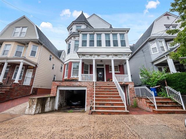 44 FULTON ST Unit: 1