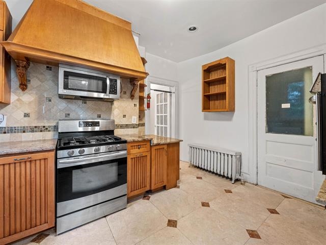 44 FULTON ST Unit: 1