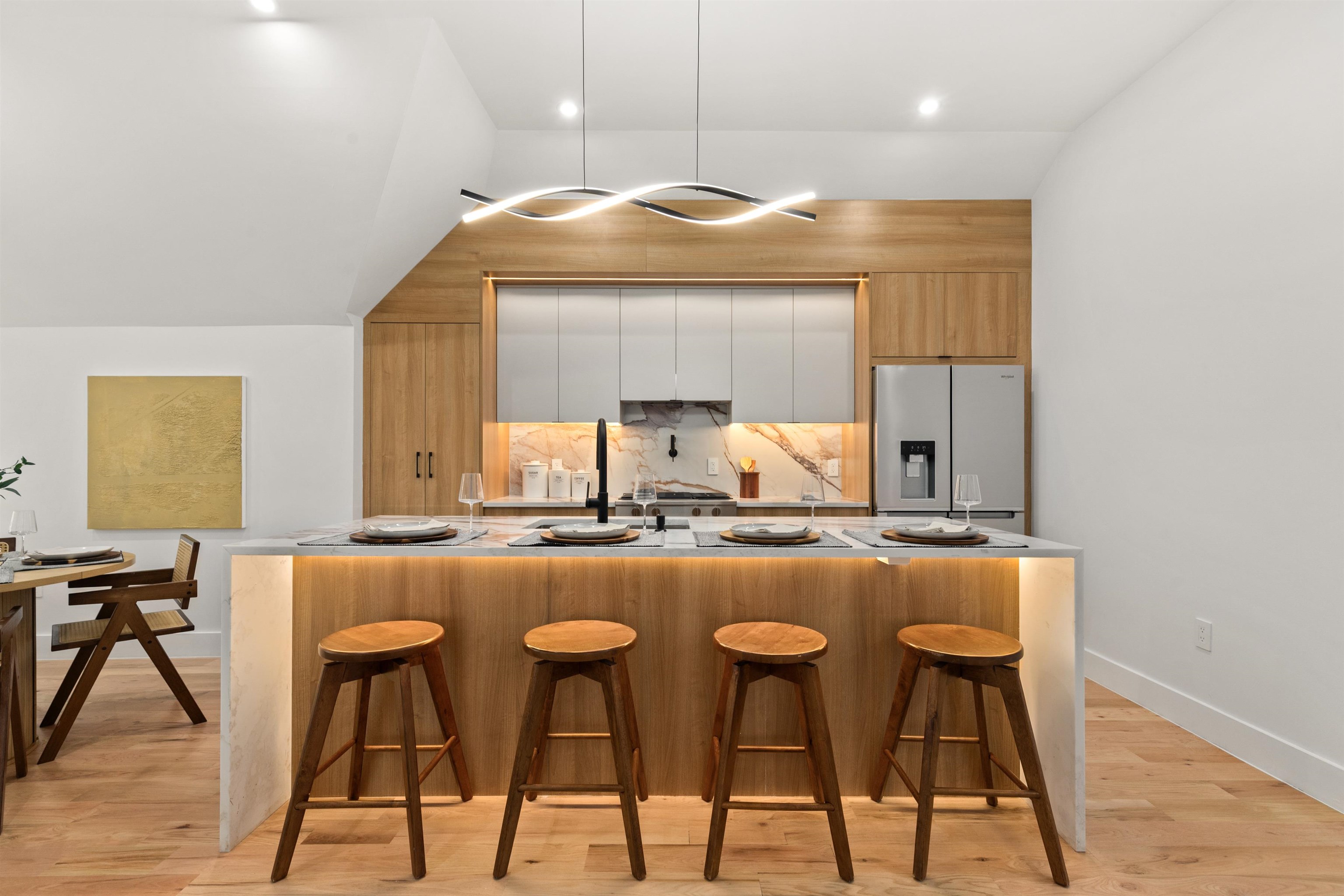 85 SHERMAN PL Unit: Residence 2