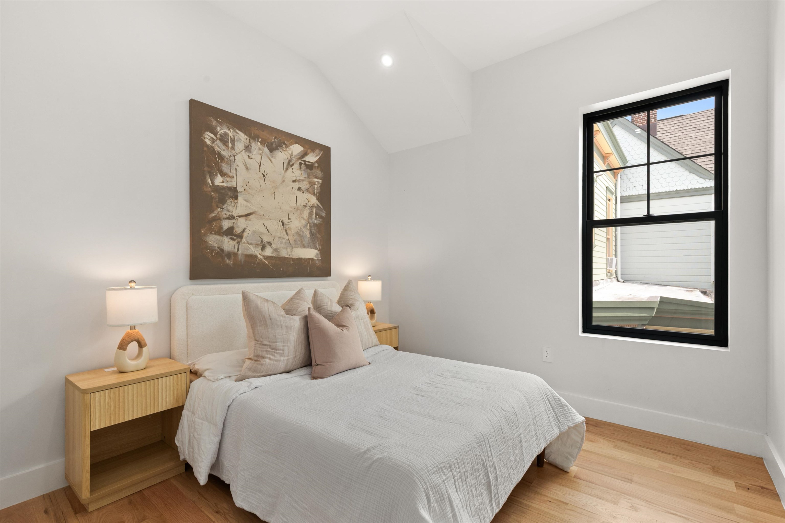 85 SHERMAN PL Unit: Residence 2