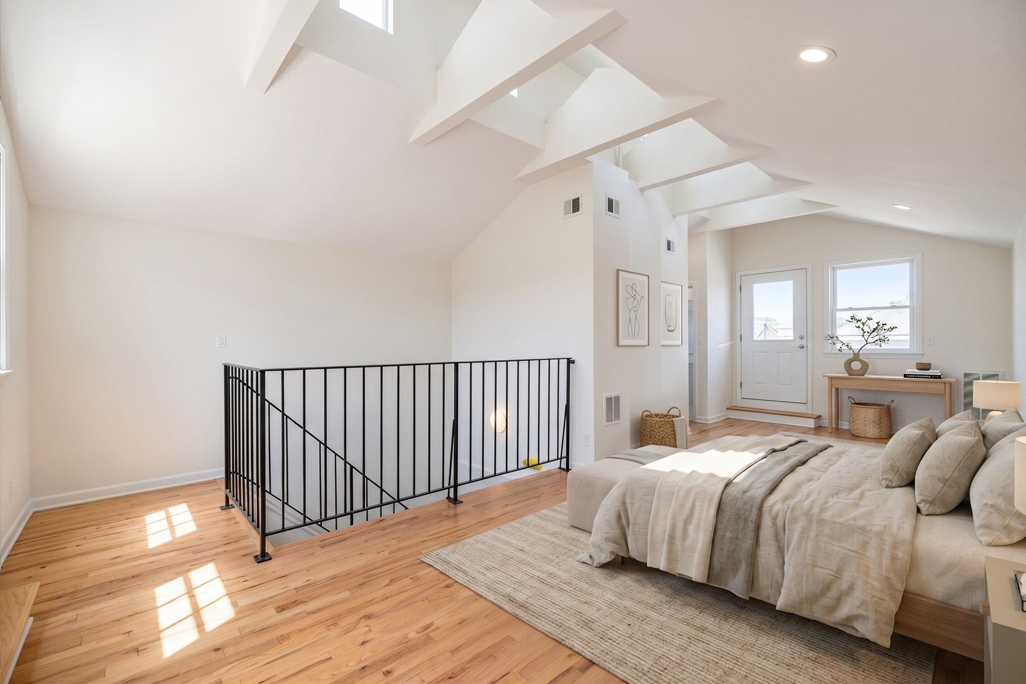 227 CHRISTOPHER COLUMBUS DR Unit: 422b