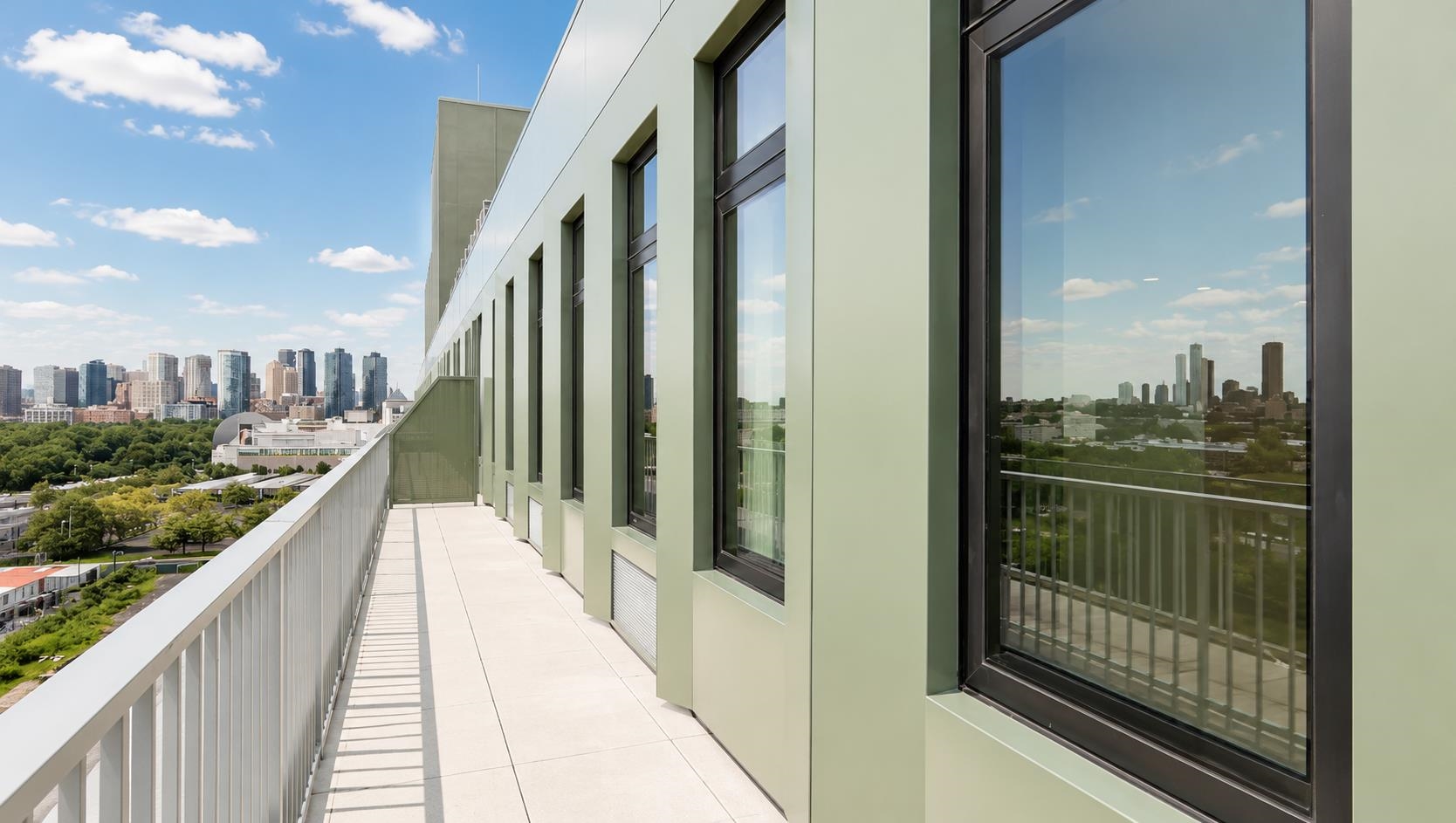 189 PHILLIP ST Unit: E1214