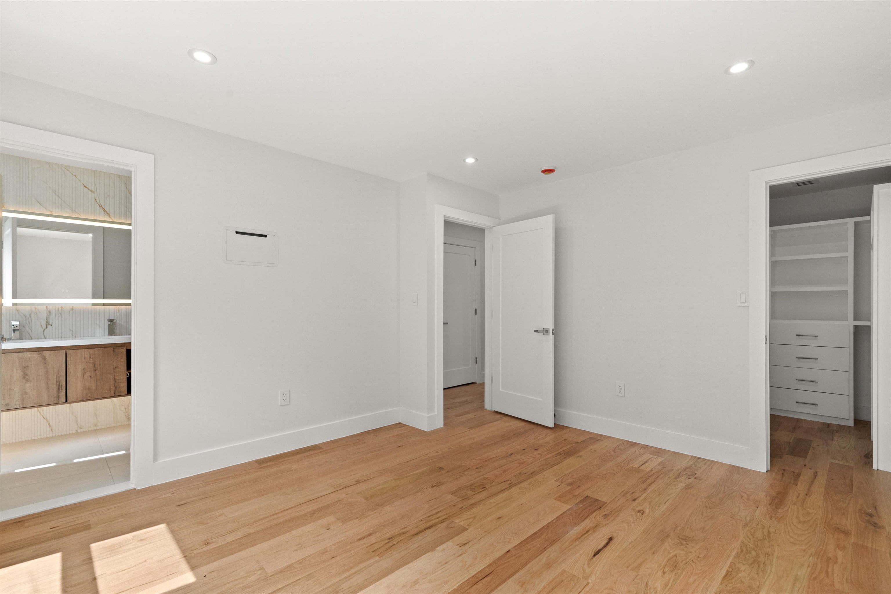 85 SHERMAN PL