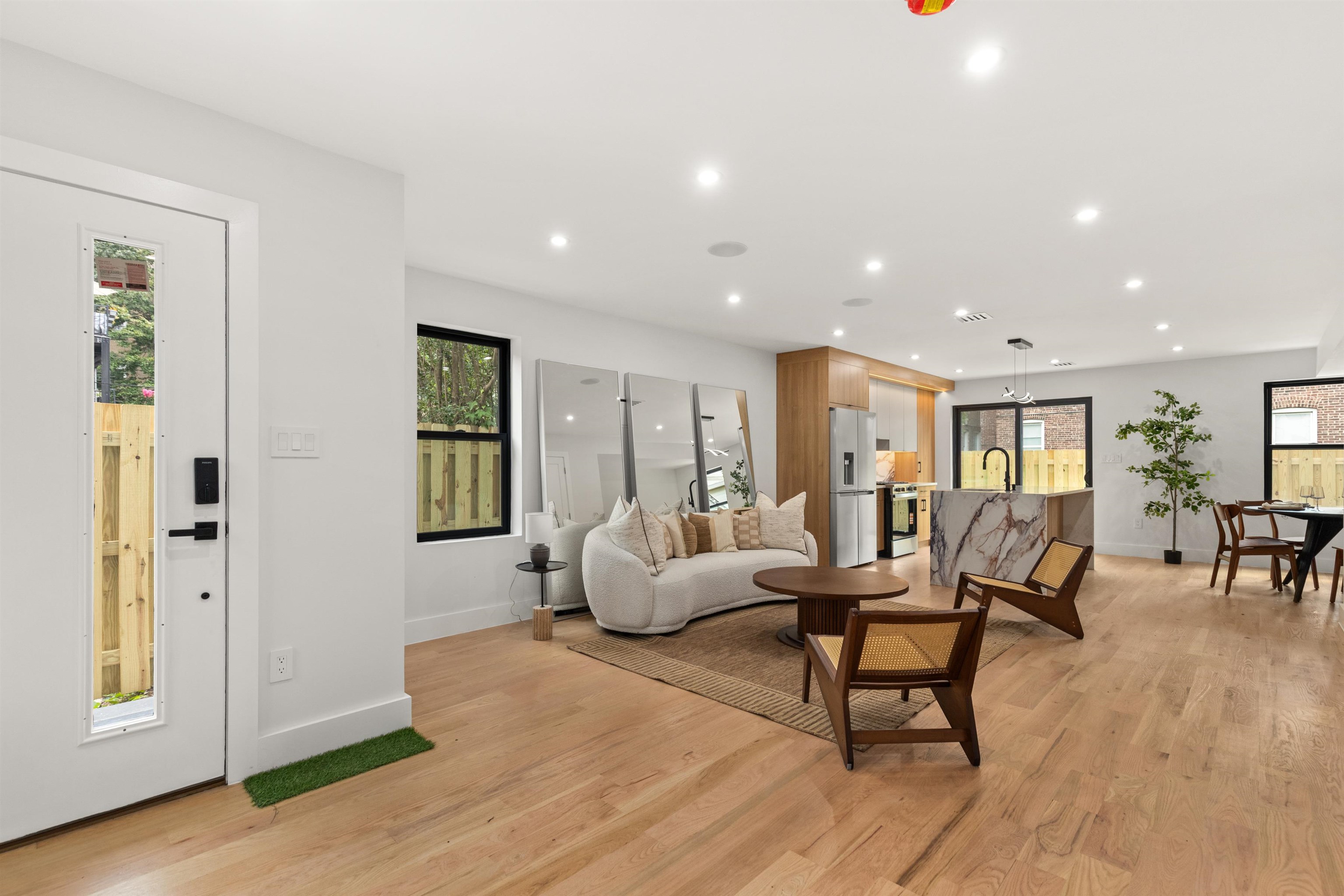 85 SHERMAN PL