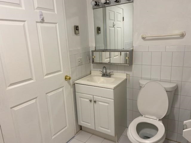22 69TH ST Unit: A1
