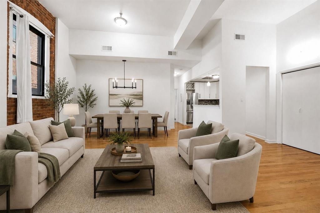 158 WAYNE ST Unit: 325A