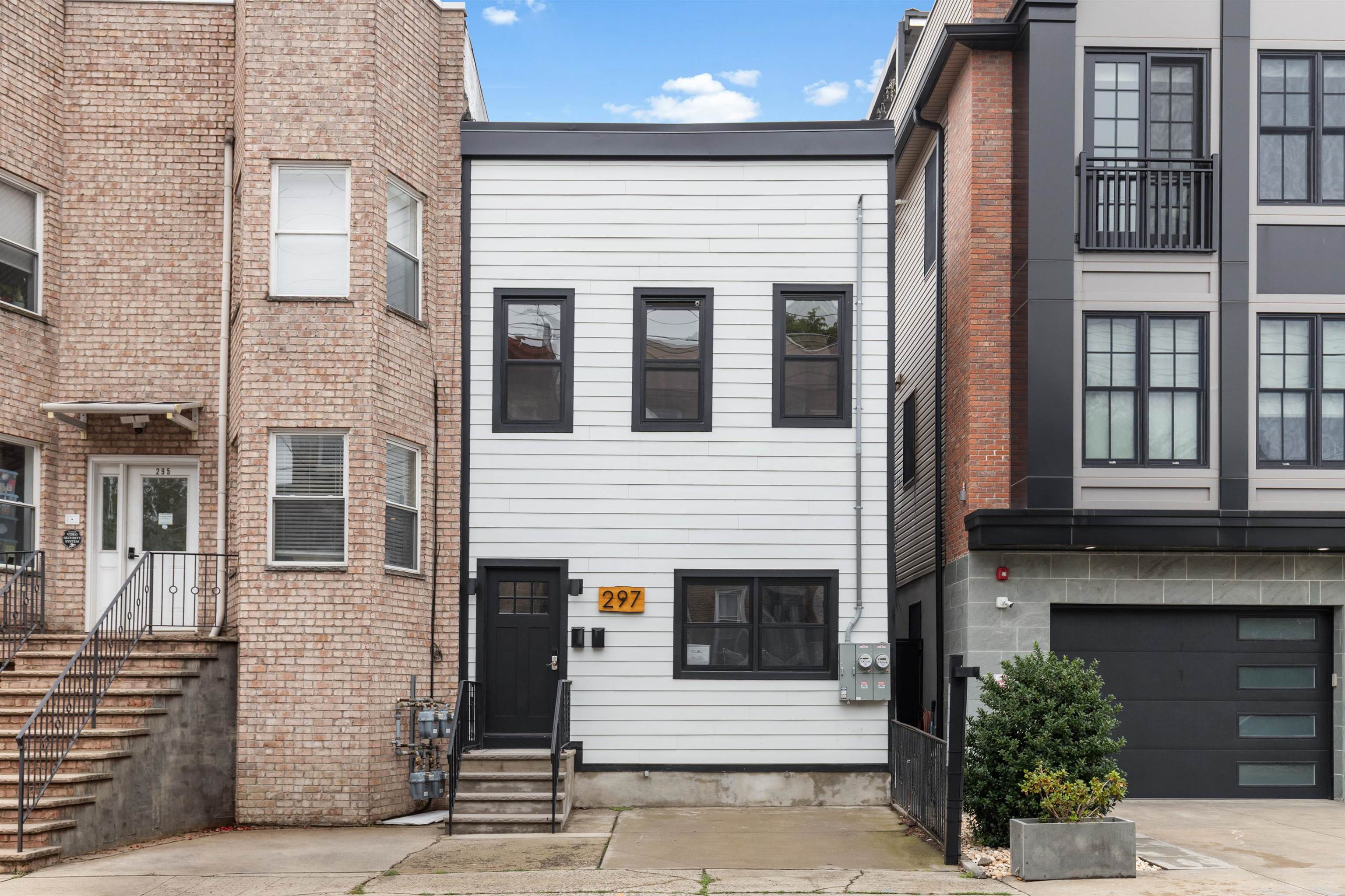 297 NEW YORK AVE