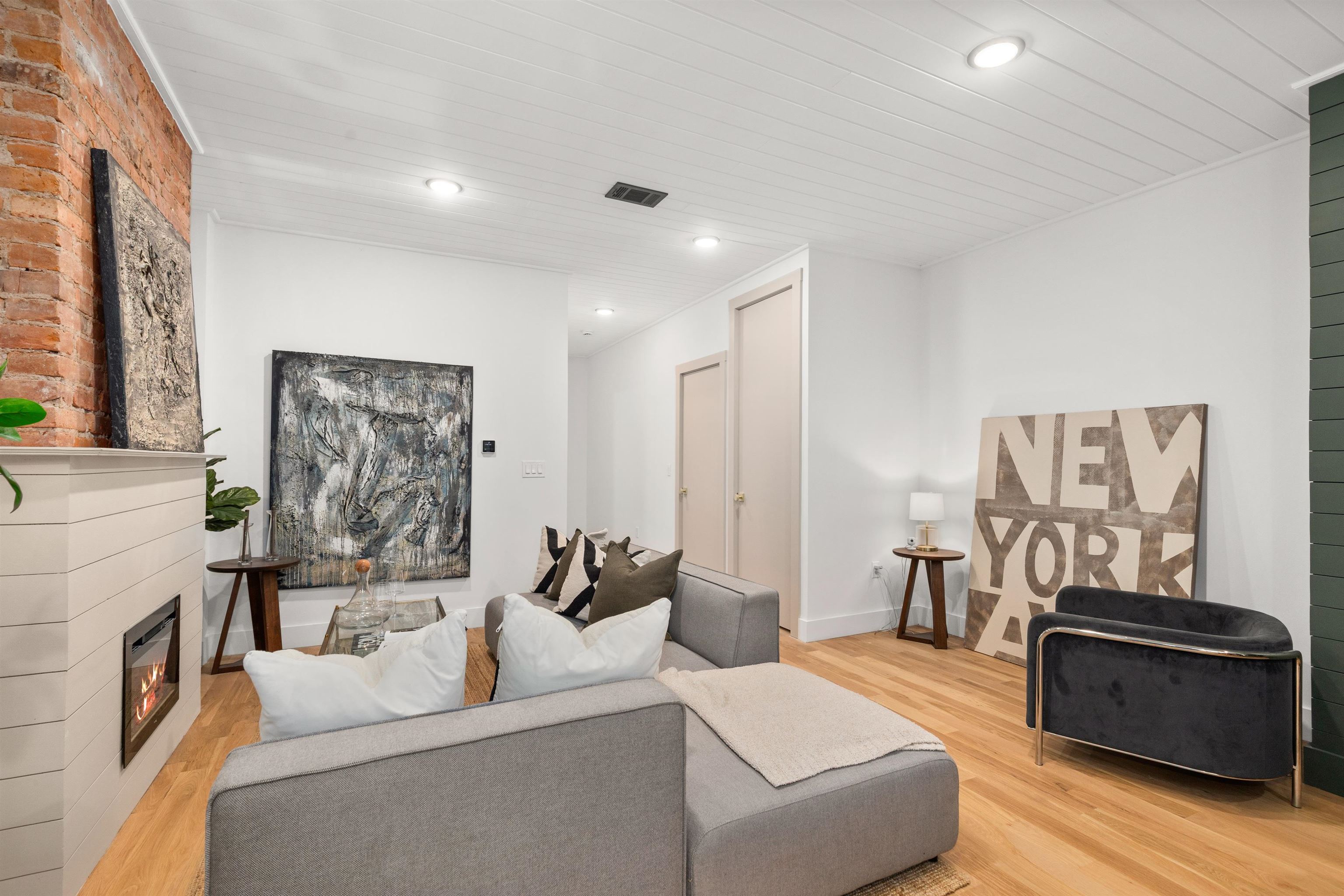297 NEW YORK AVE