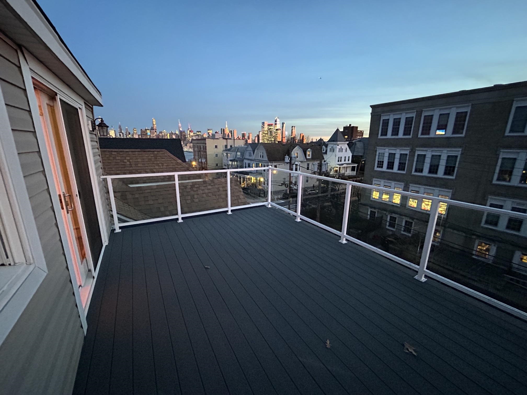 32 46TH ST