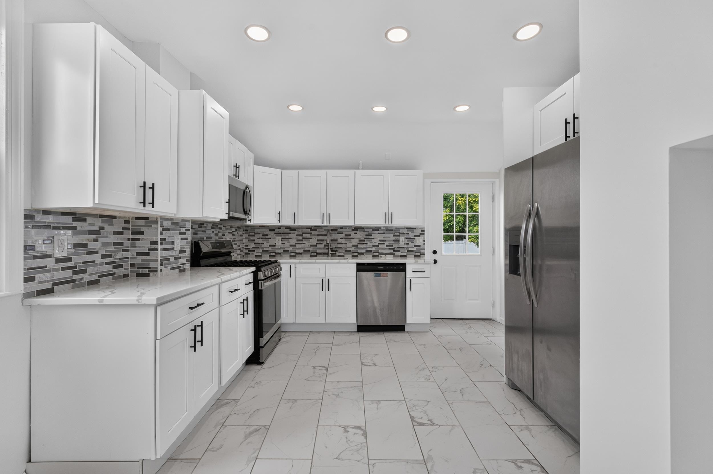 47 WEST 51ST ST