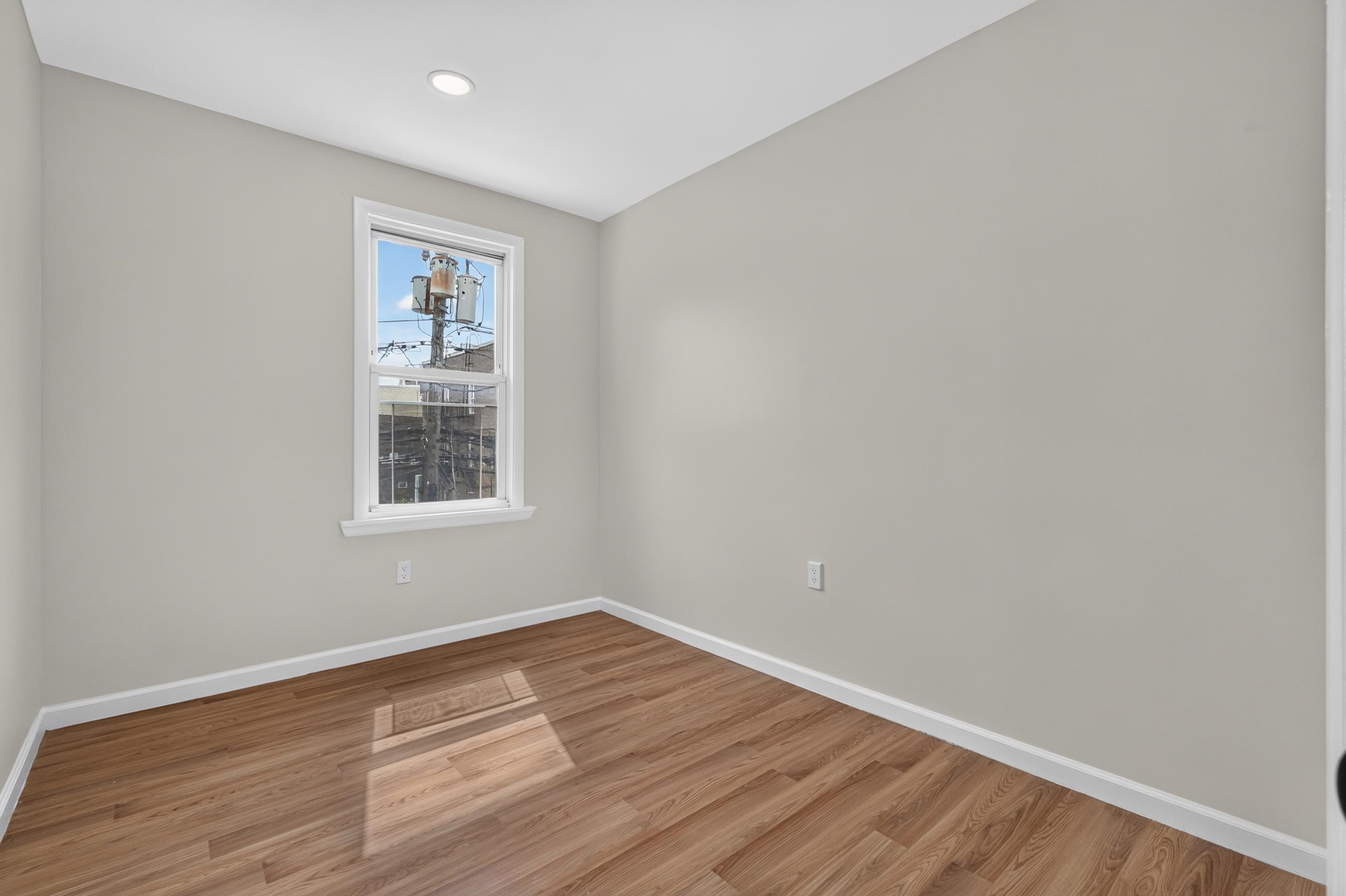 47 WEST 51ST ST
