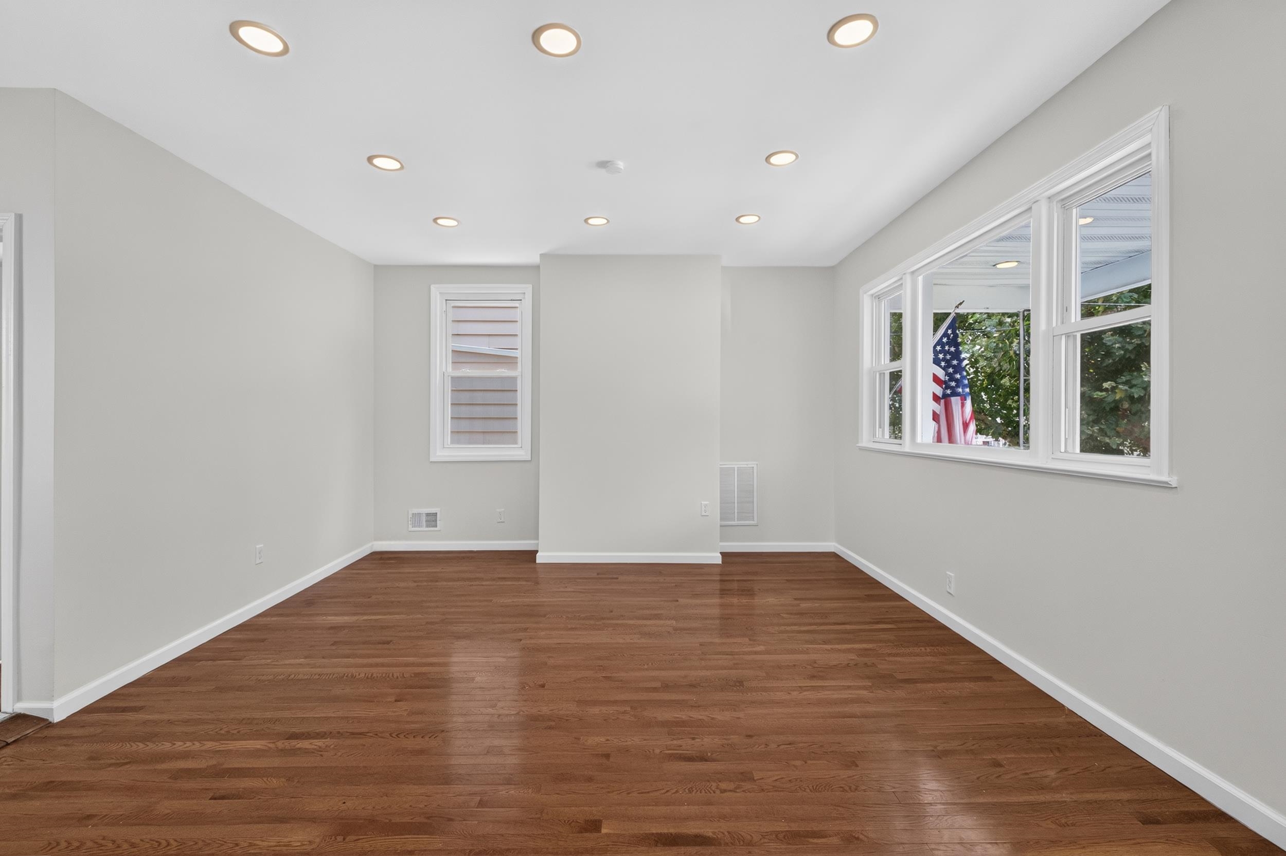 47 WEST 51ST ST