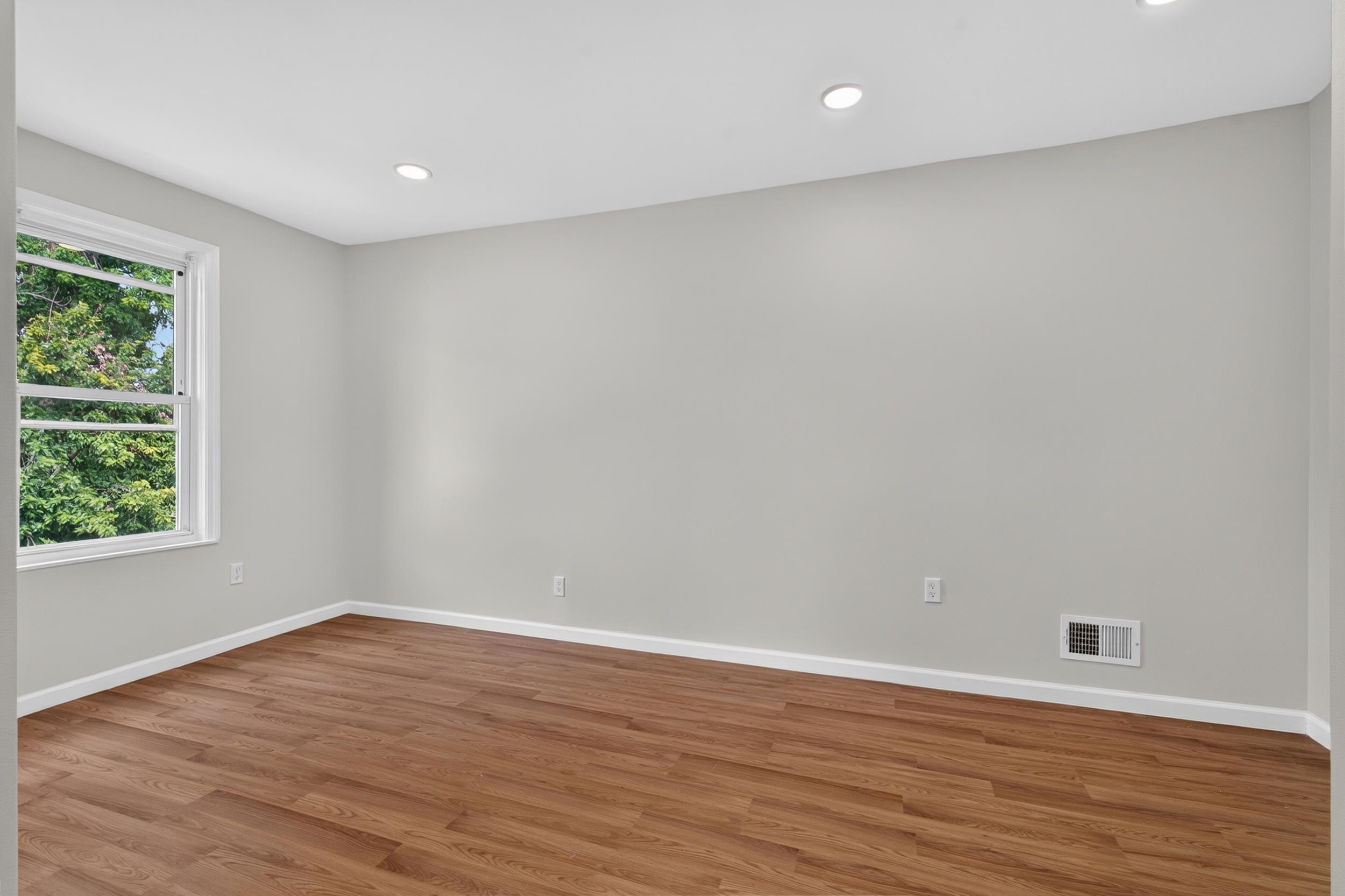 47 WEST 51ST ST