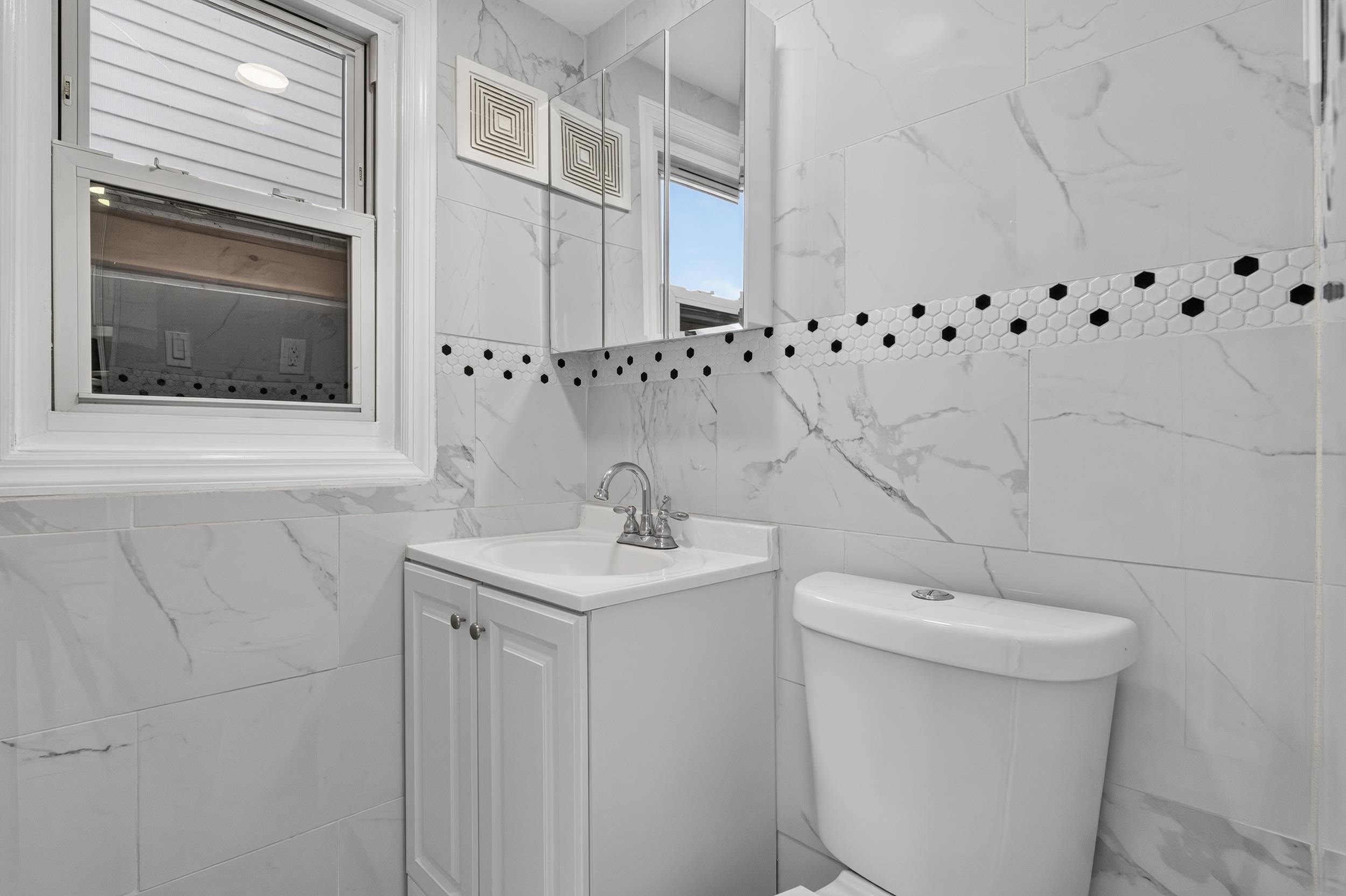 47 WEST 51ST ST
