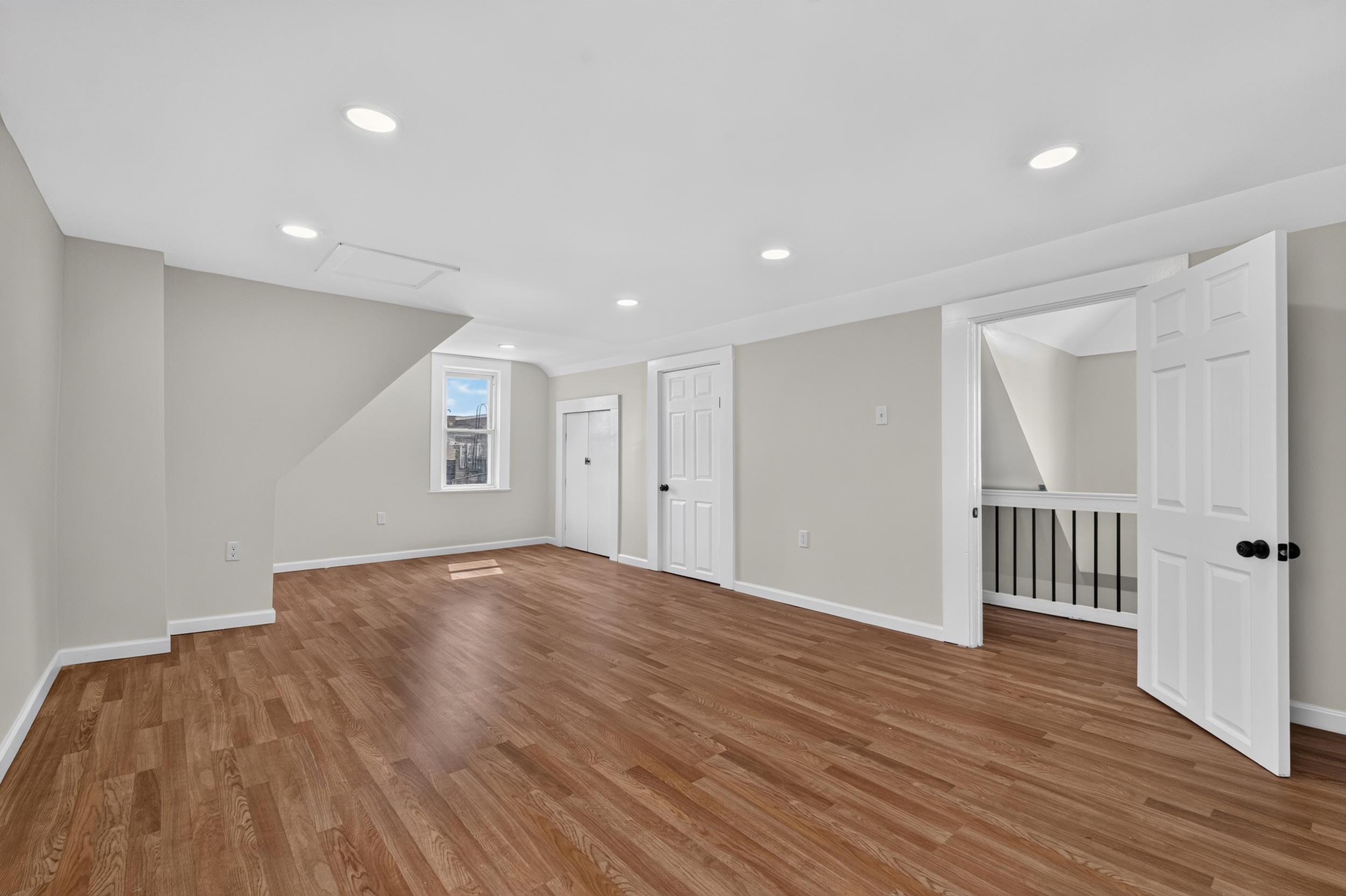 47 WEST 51ST ST
