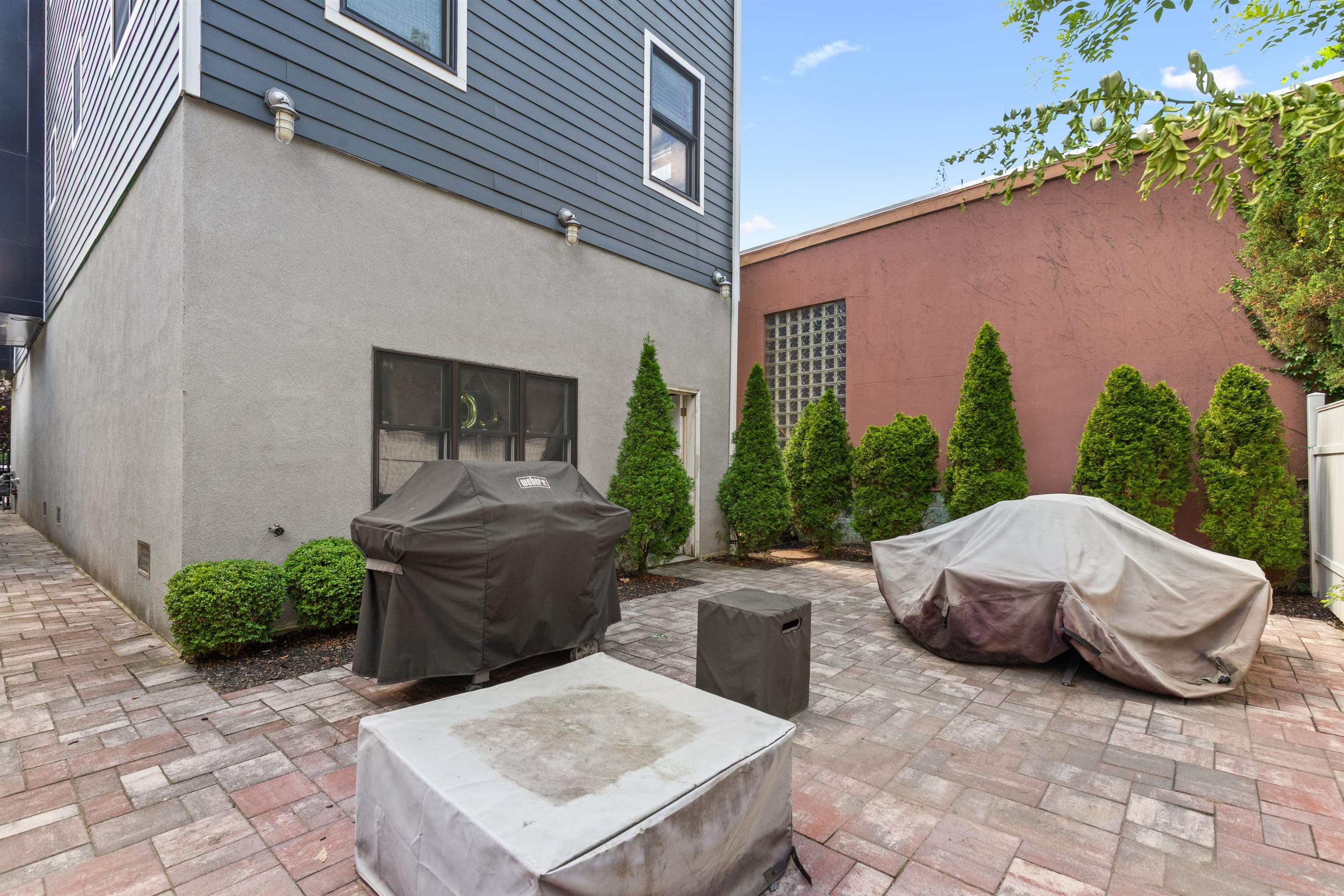 48 WEST 18TH ST