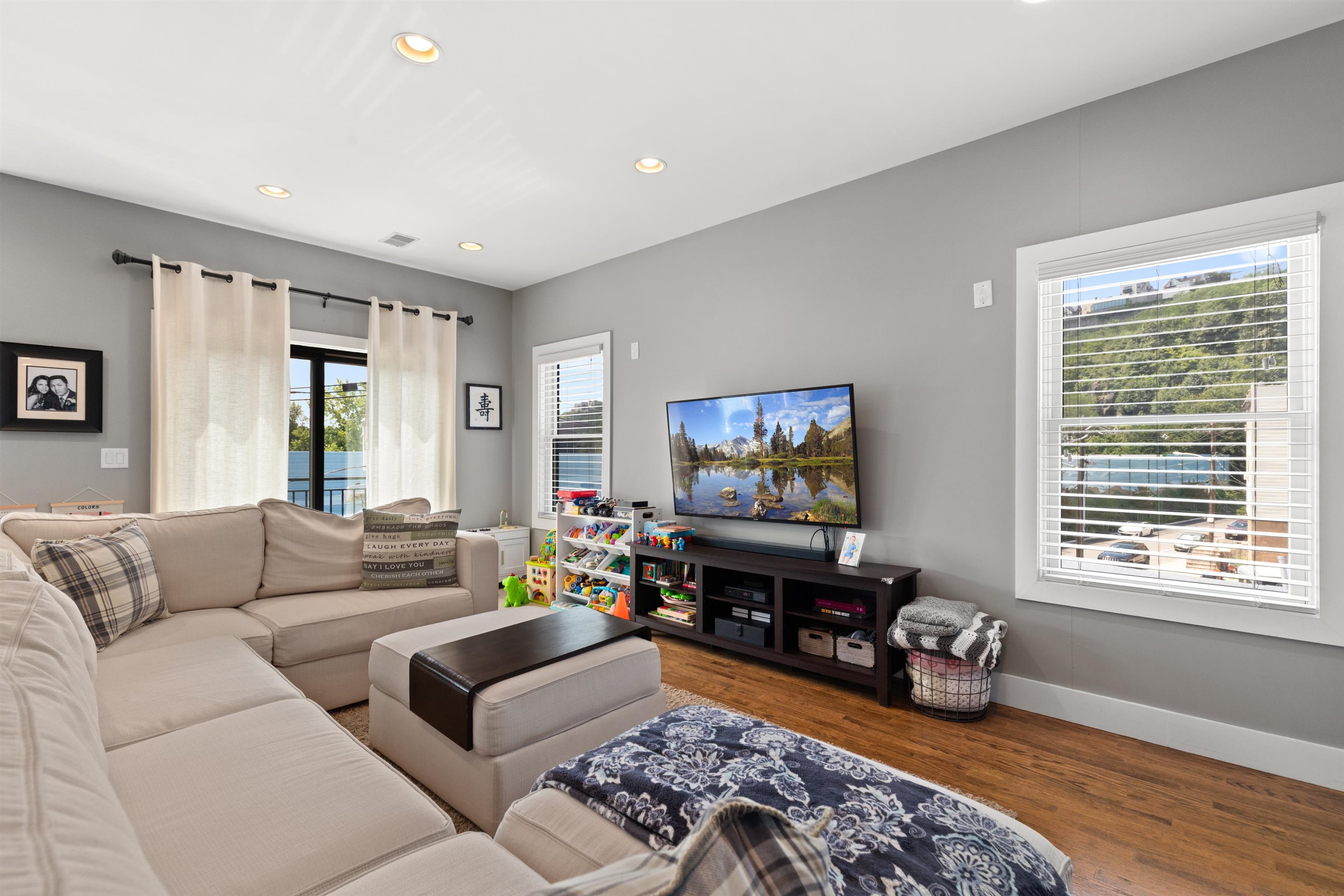 48 WEST 18TH ST
