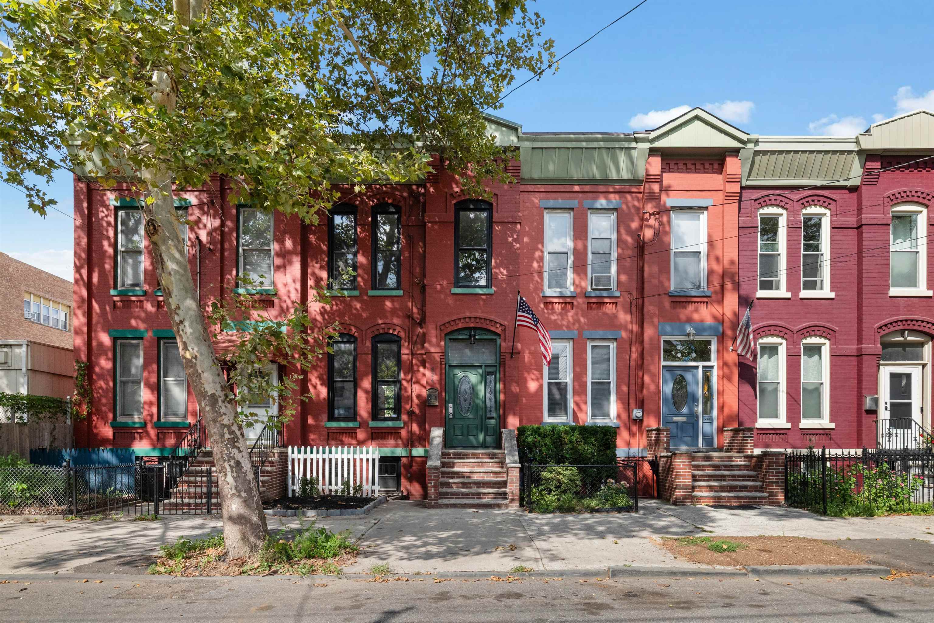 224 EGE AVE