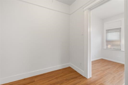 342 AVENUE E Unit: 2