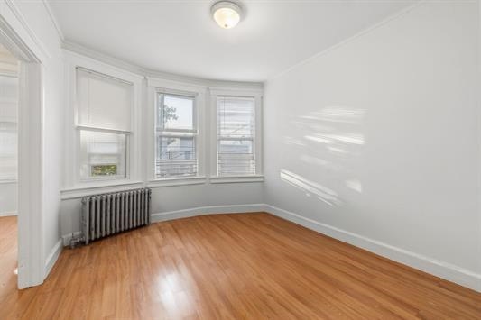 342 AVENUE E Unit: 2