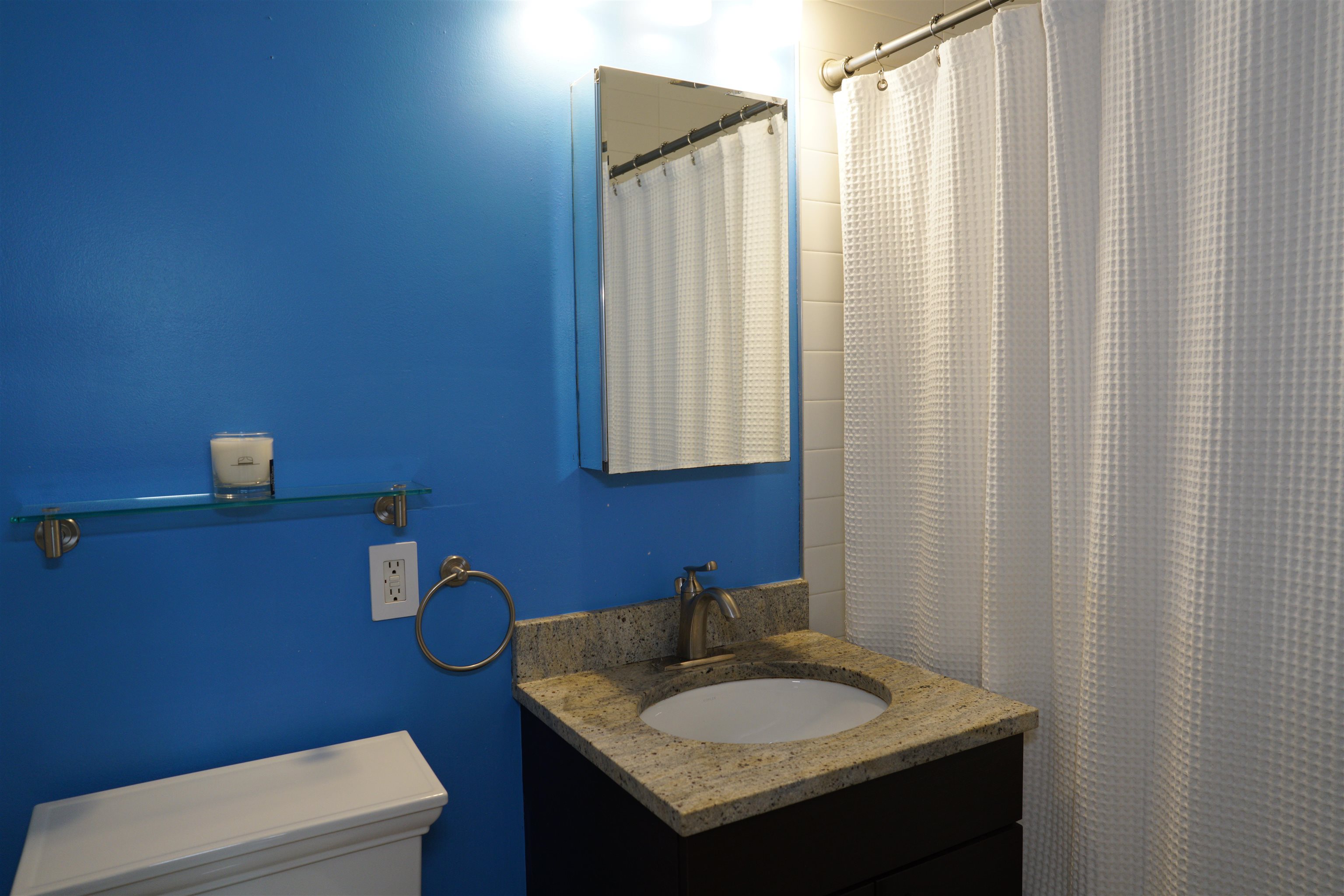 187 WAYNE ST Unit: 212