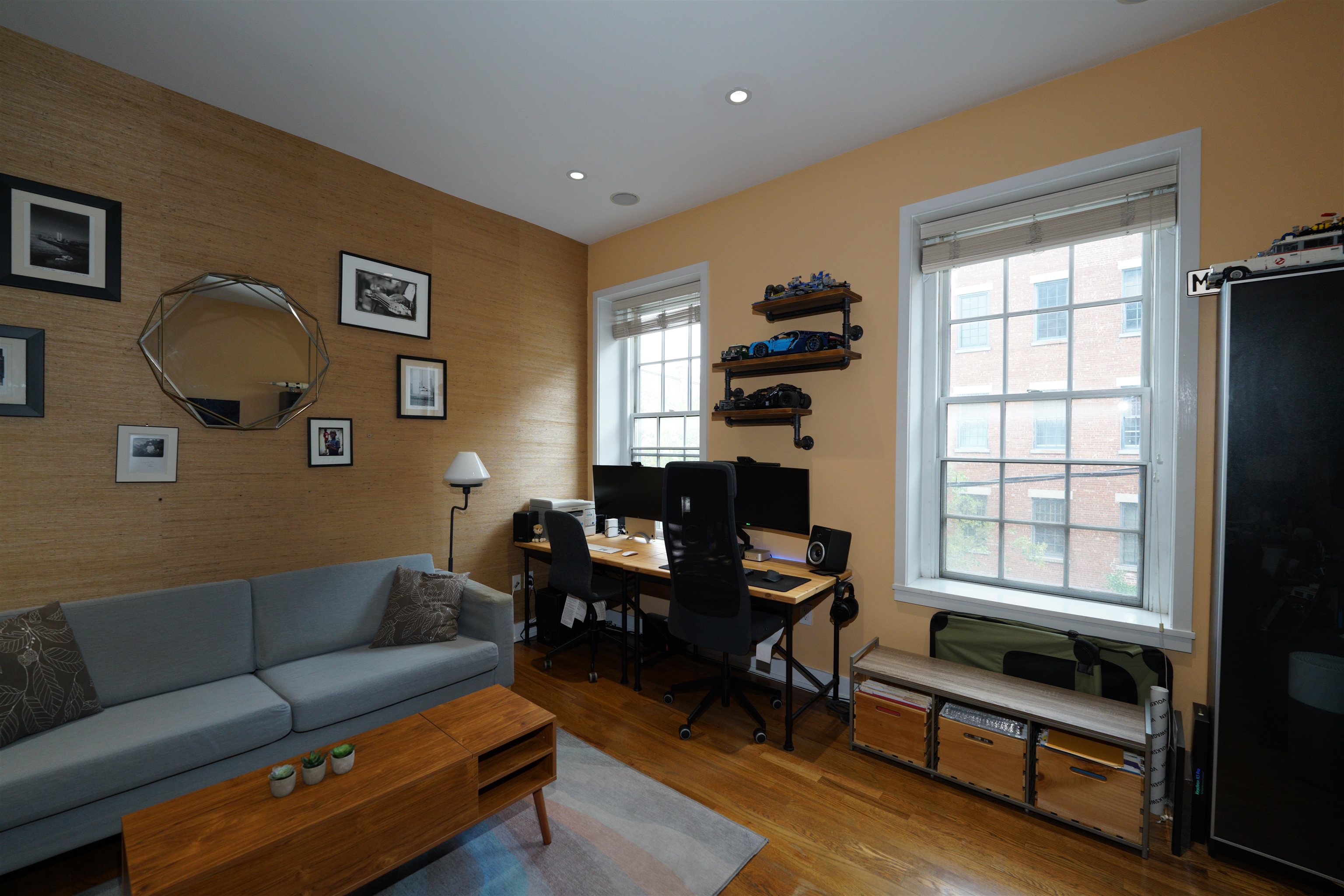 187 WAYNE ST Unit: 212